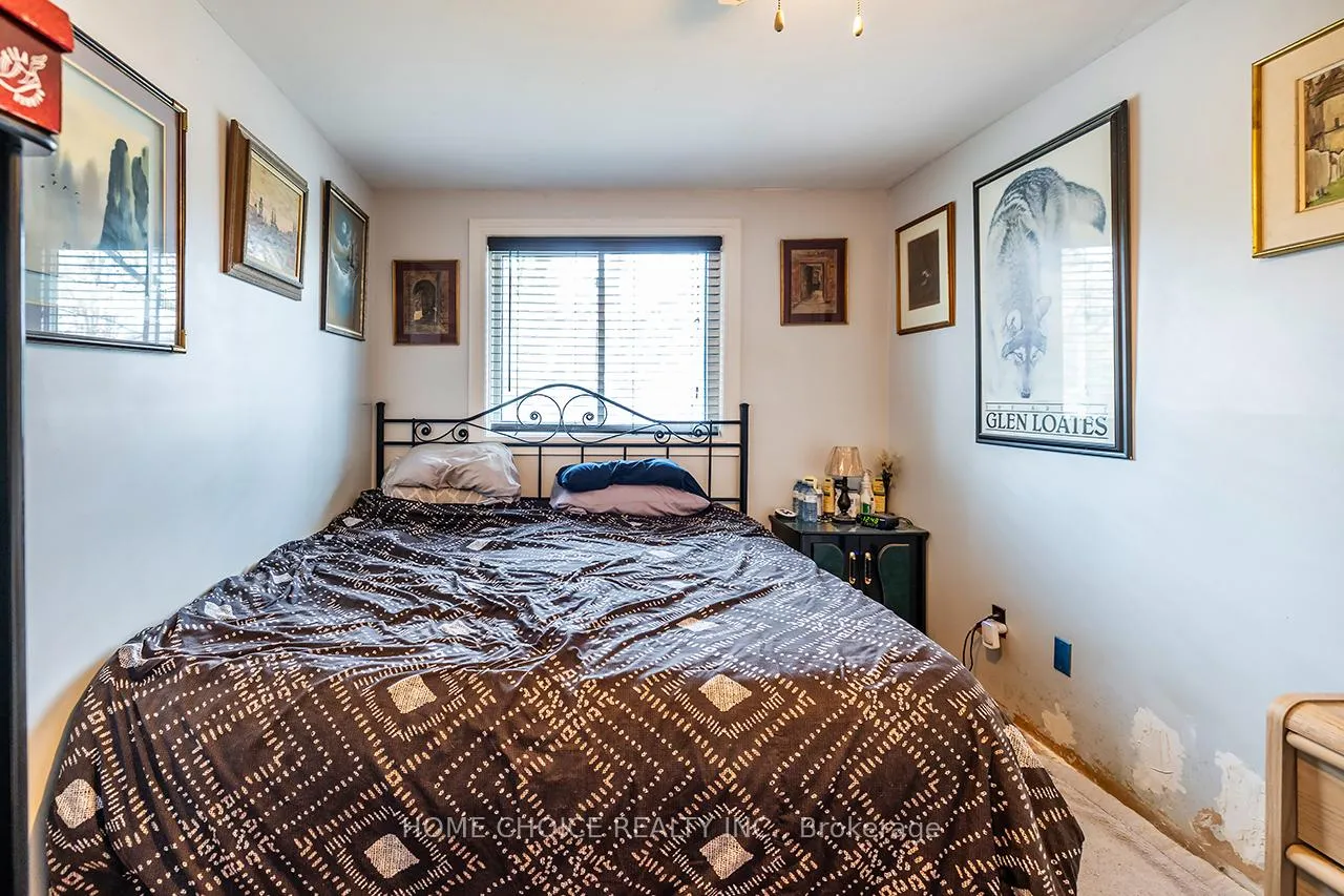 Photo 11 of 225 Barkley Crescent, Oshawa, Vanier — HOMEH