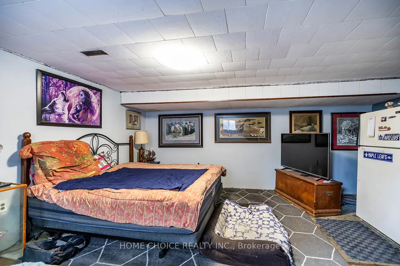 Photo 16 of 225 Barkley Crescent, Oshawa, Vanier — HOMEH