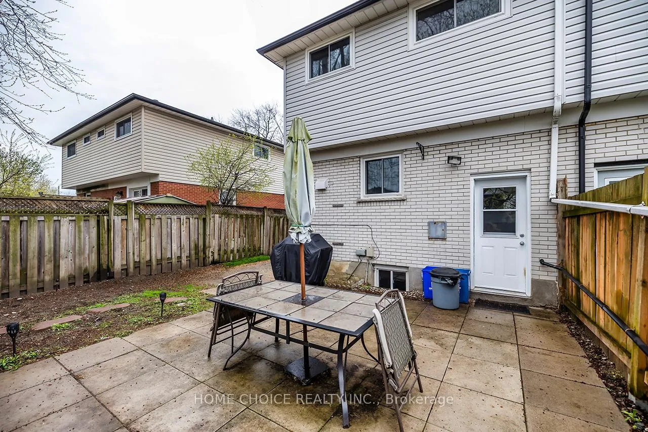 Photo 22 of 225 Barkley Crescent, Oshawa, Vanier — HOMEH