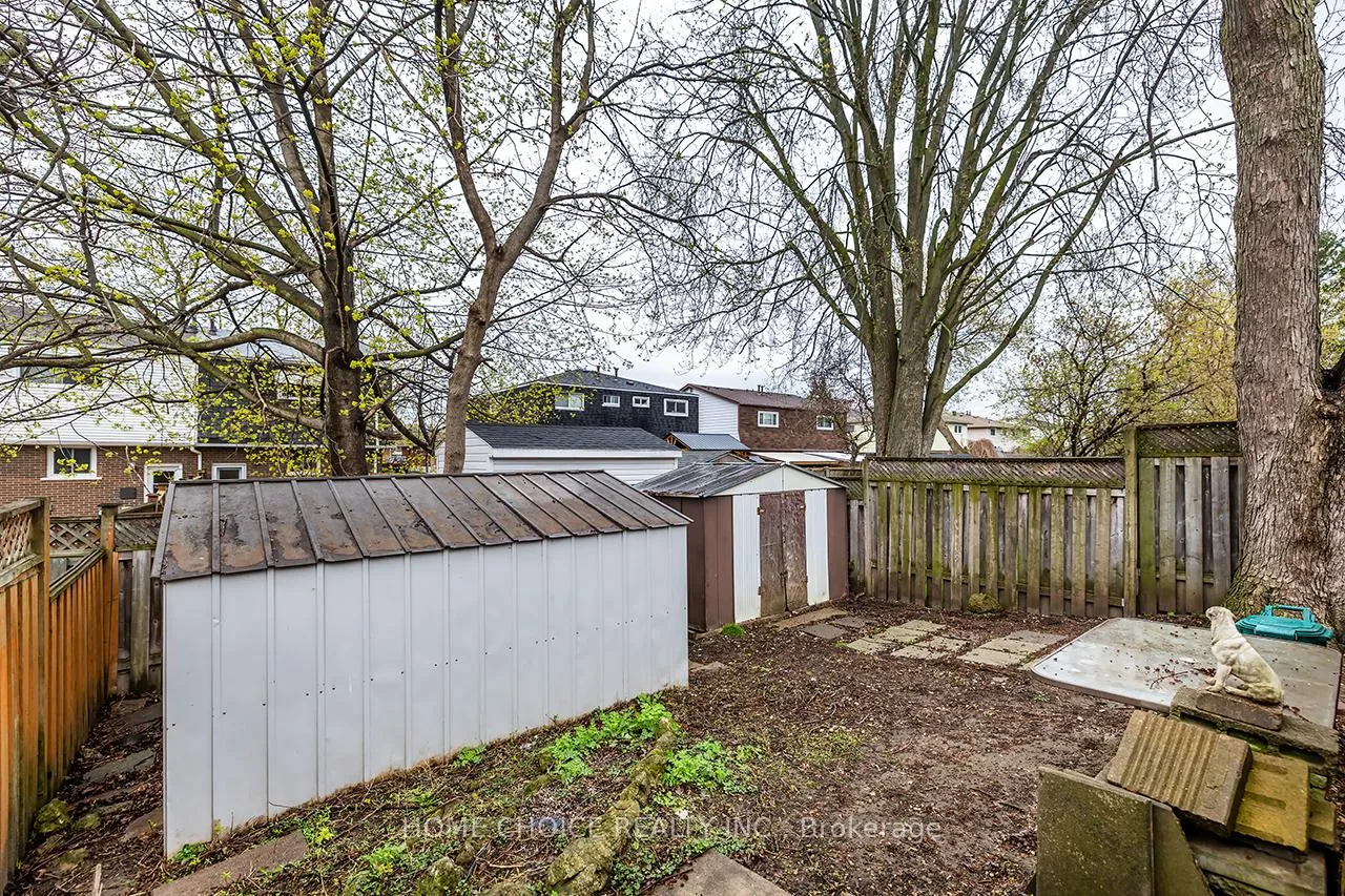 Photo 23 of 225 Barkley Crescent, Oshawa, Vanier — HOMEH