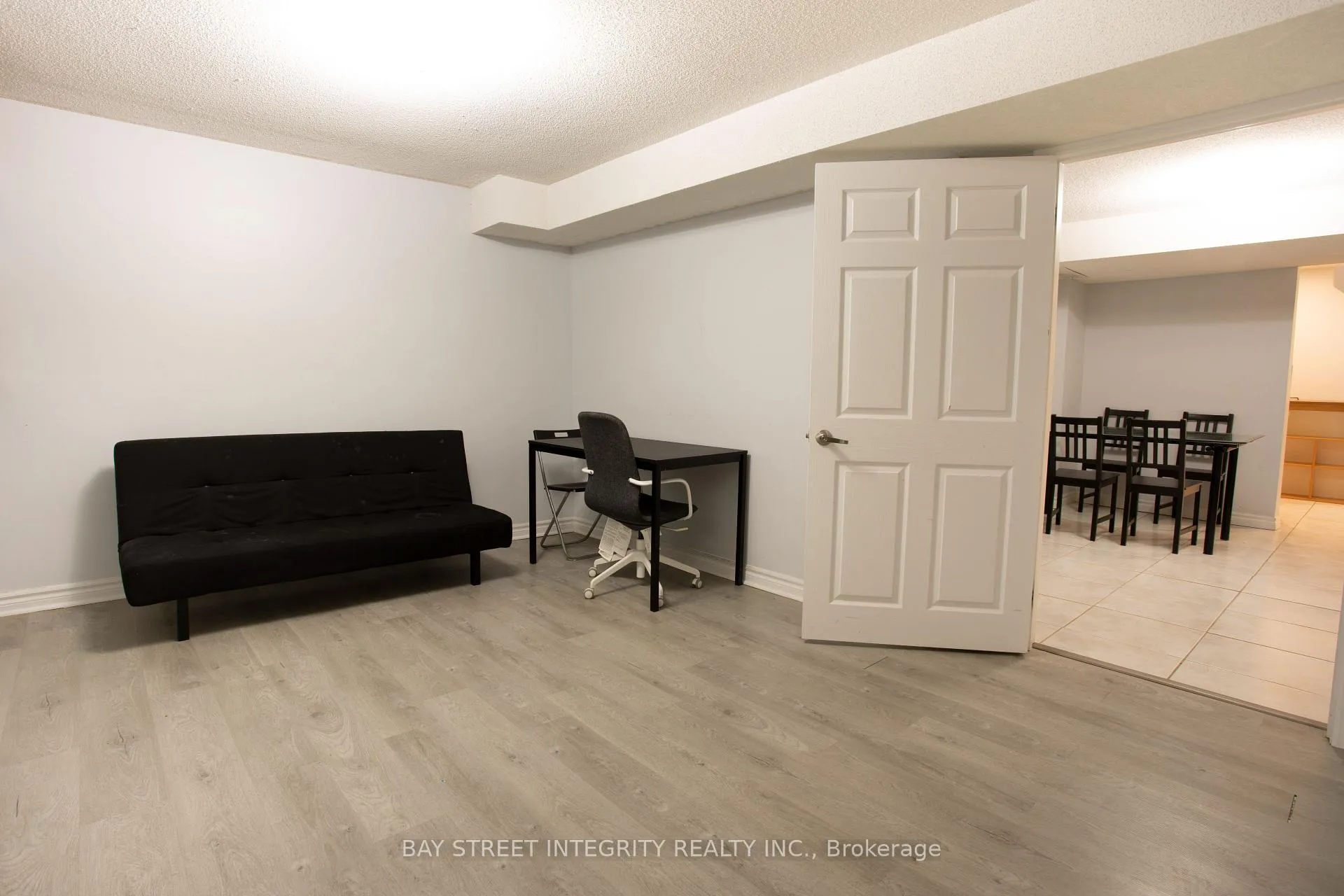 Photo 4 of 87 Raymerville Drive, Markham, Raymerville — HOMEH