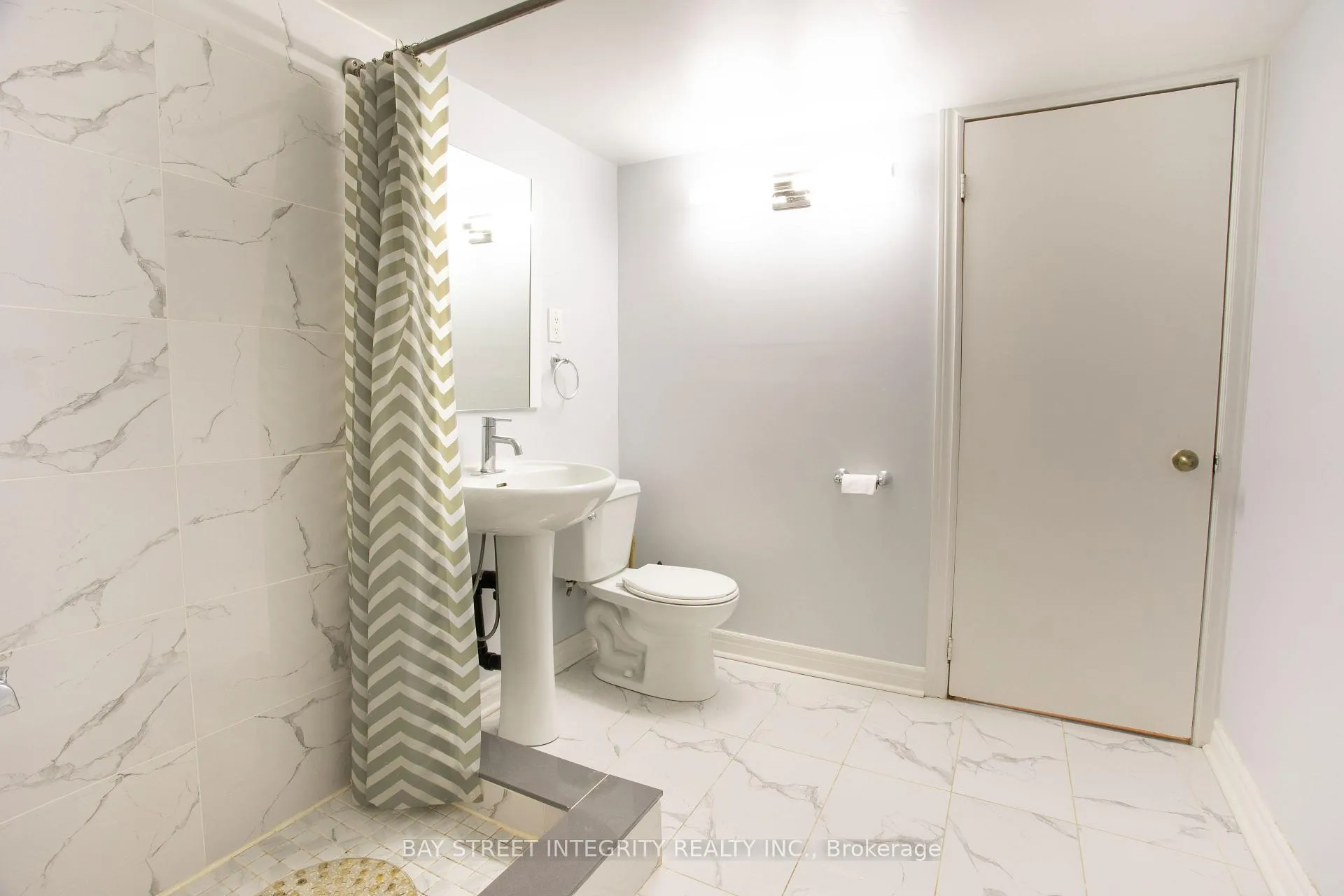 Photo 7 of 87 Raymerville Drive, Markham, Raymerville — HOMEH