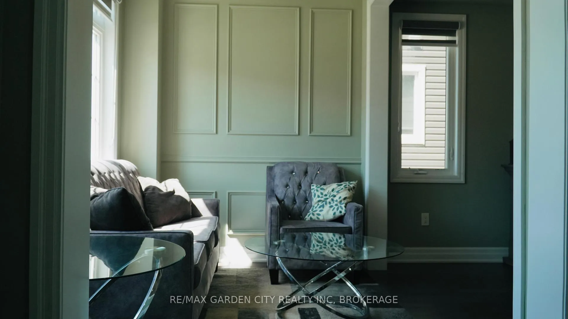 Photo 8 of 9224 White Oak Avenue, Niagara Falls, Lyons Creek — HOMEH