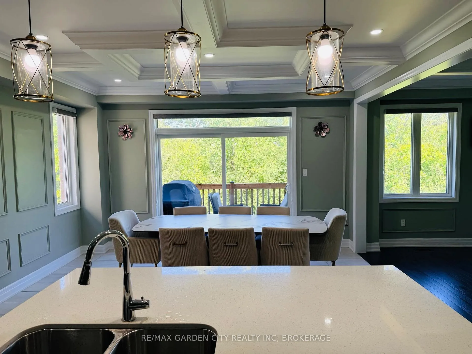 Photo 9 of 9224 White Oak Avenue, Niagara Falls, Lyons Creek — HOMEH