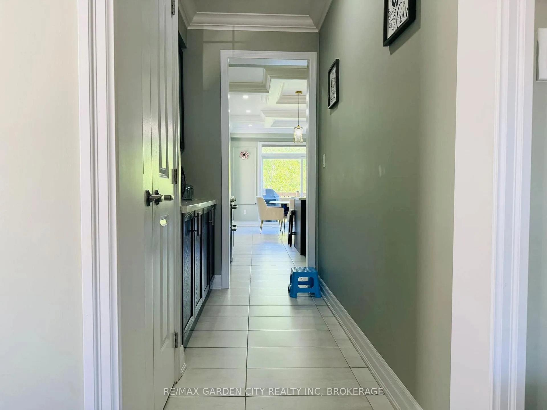 Photo 11 of 9224 White Oak Avenue, Niagara Falls, Lyons Creek — HOMEH