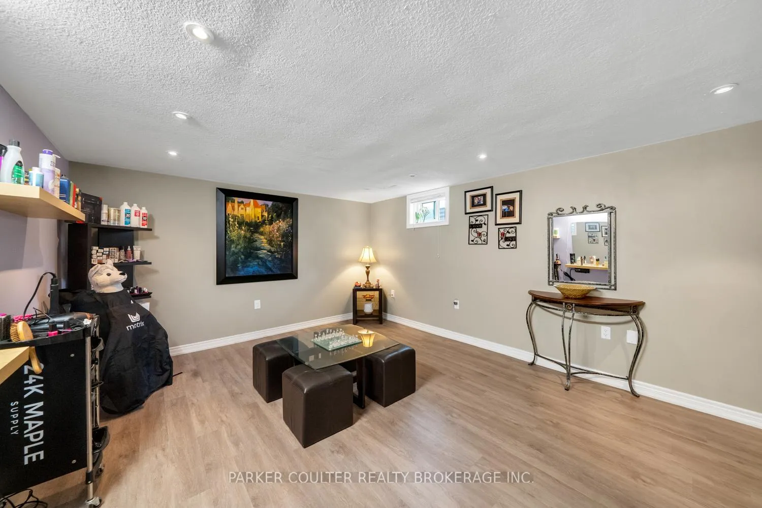 Photo 26 of 23 Chaucer Crescent, Barrie, Letitia Heights — HOMEH