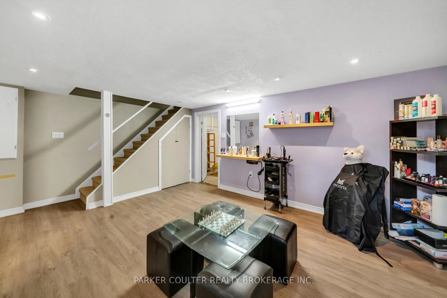 Photo 27 of 23 Chaucer Crescent, Barrie, Letitia Heights — HOMEH