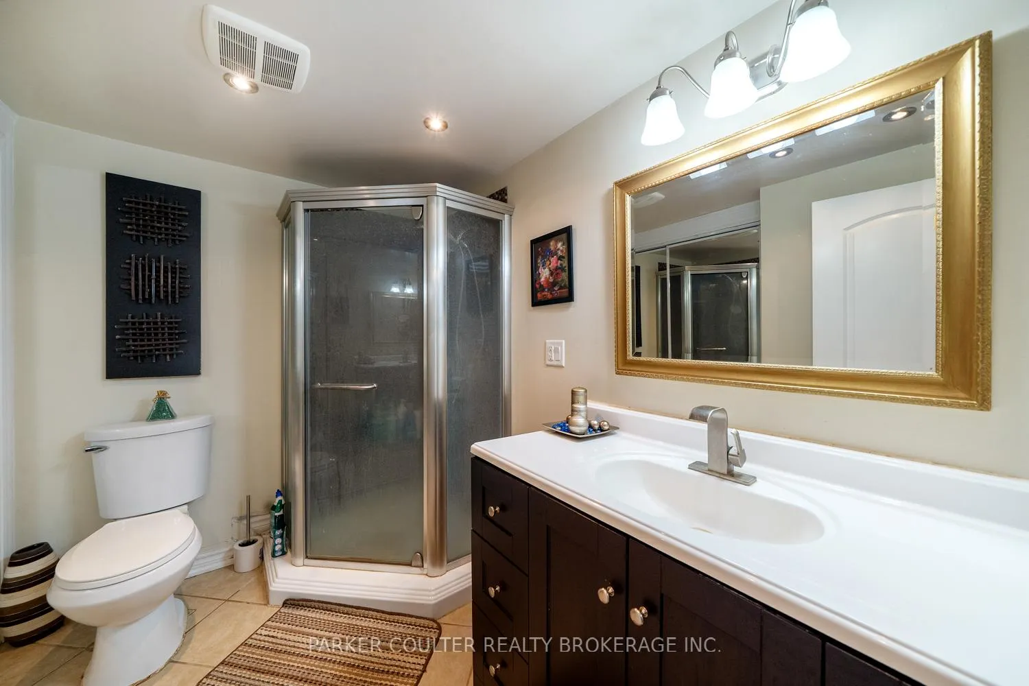 Photo 28 of 23 Chaucer Crescent, Barrie, Letitia Heights — HOMEH