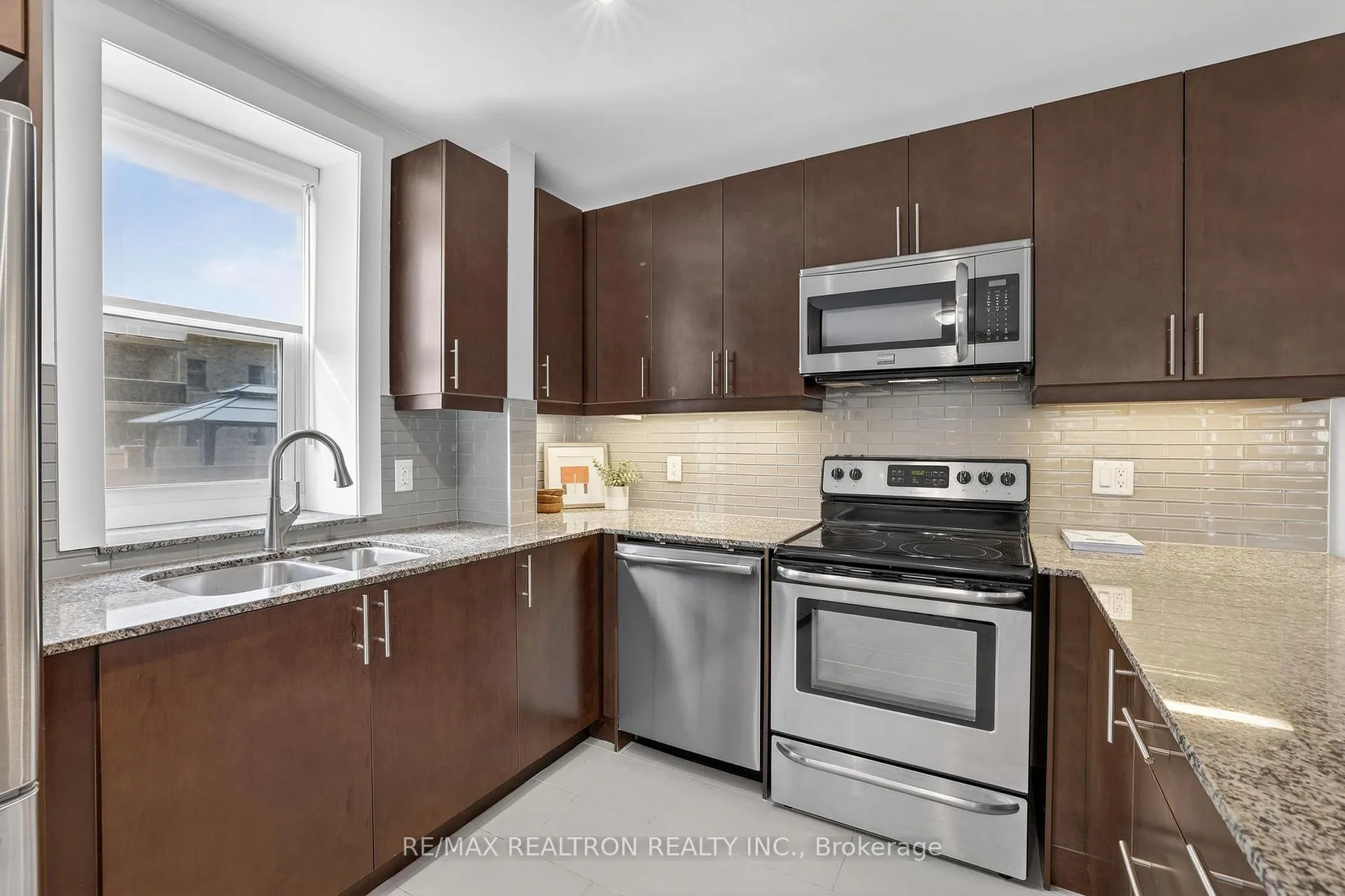 Photo 17 of Unit 106, 2603 Bathurst Street, Toronto, Forest Hill North — HOMEH