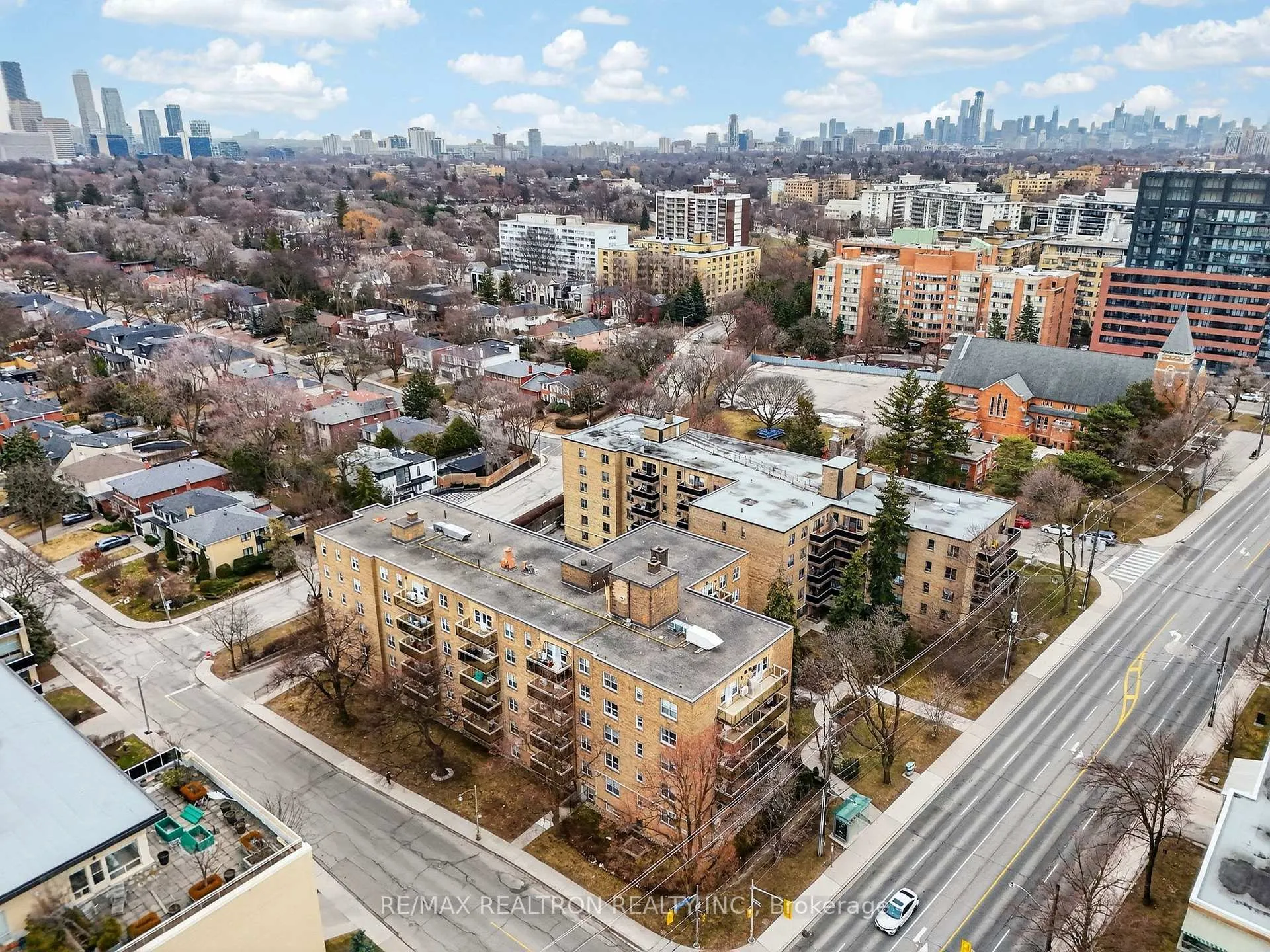 Photo 34 of Unit 106, 2603 Bathurst Street, Toronto, Forest Hill North — HOMEH