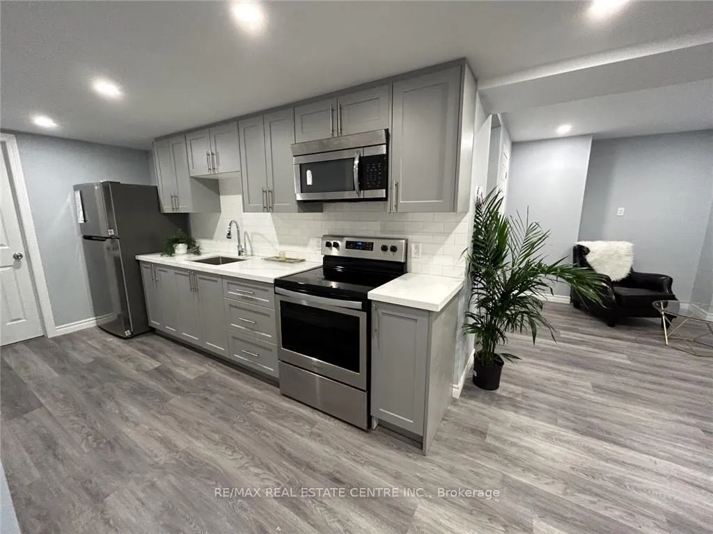 Photo 5 of Unit BSMNT, 707 Mohawk Road, Hamilton, Ancaster — HOMEH