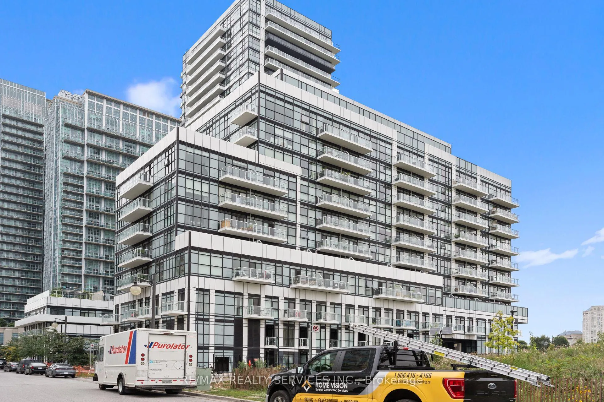 Front of Unit 115, 251 Manitoba Street