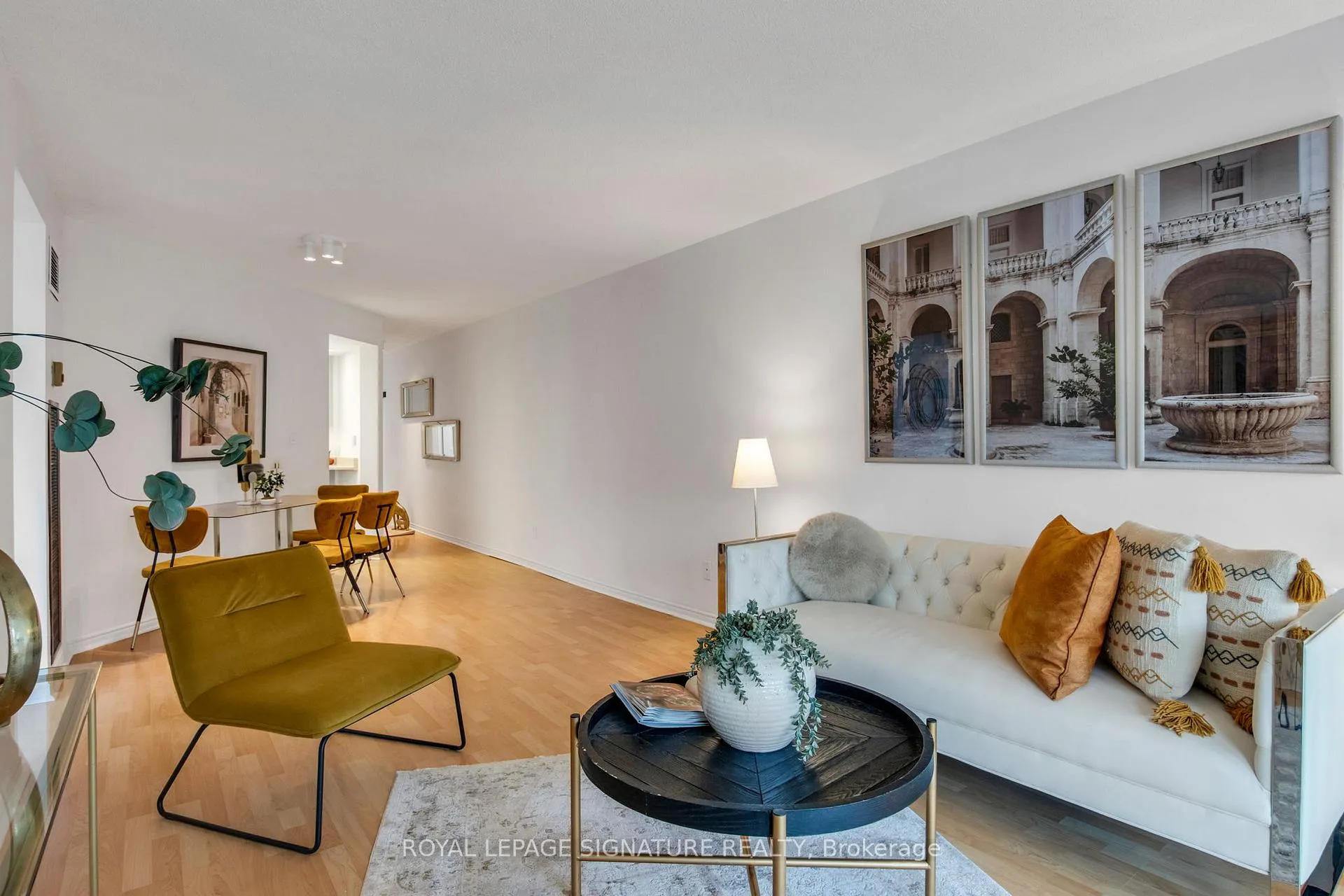 Photo 4 of Unit 525, 222 The Esplanade, Toronto, Waterfront Communities — HOMEH