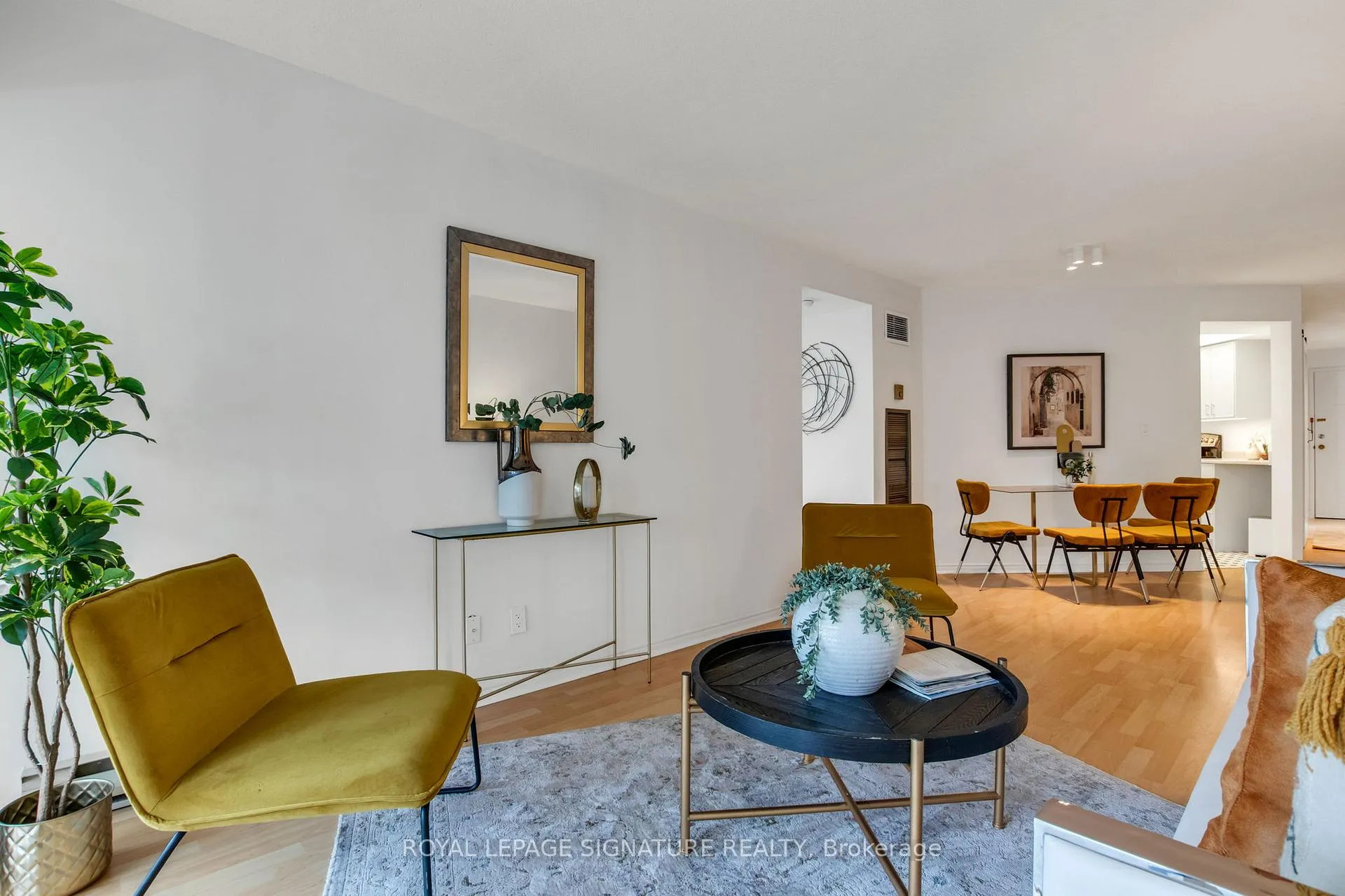 Photo 6 of Unit 525, 222 The Esplanade, Toronto, Waterfront Communities — HOMEH