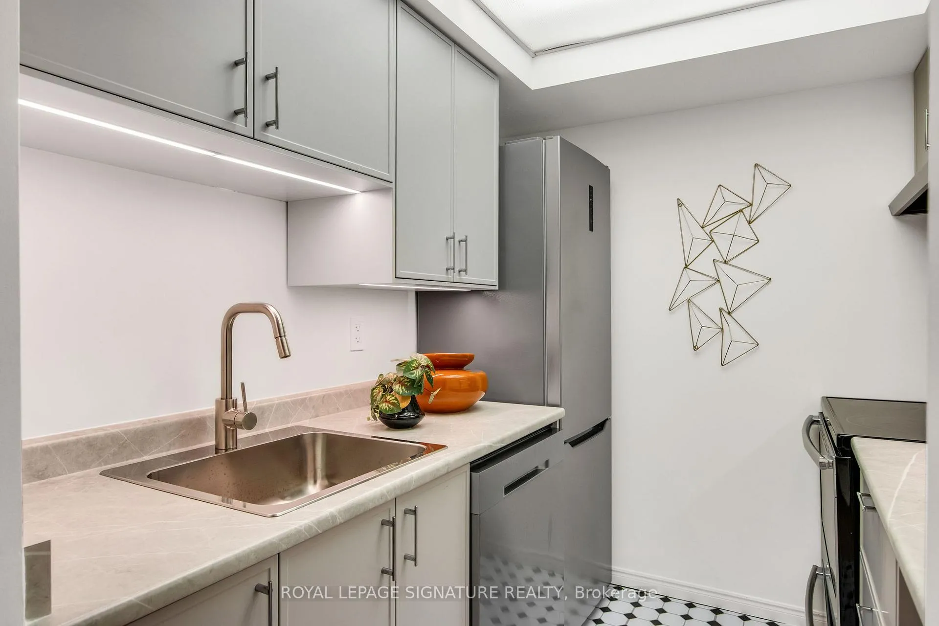 Photo 24 of Unit 525, 222 The Esplanade, Toronto, Waterfront Communities — HOMEH