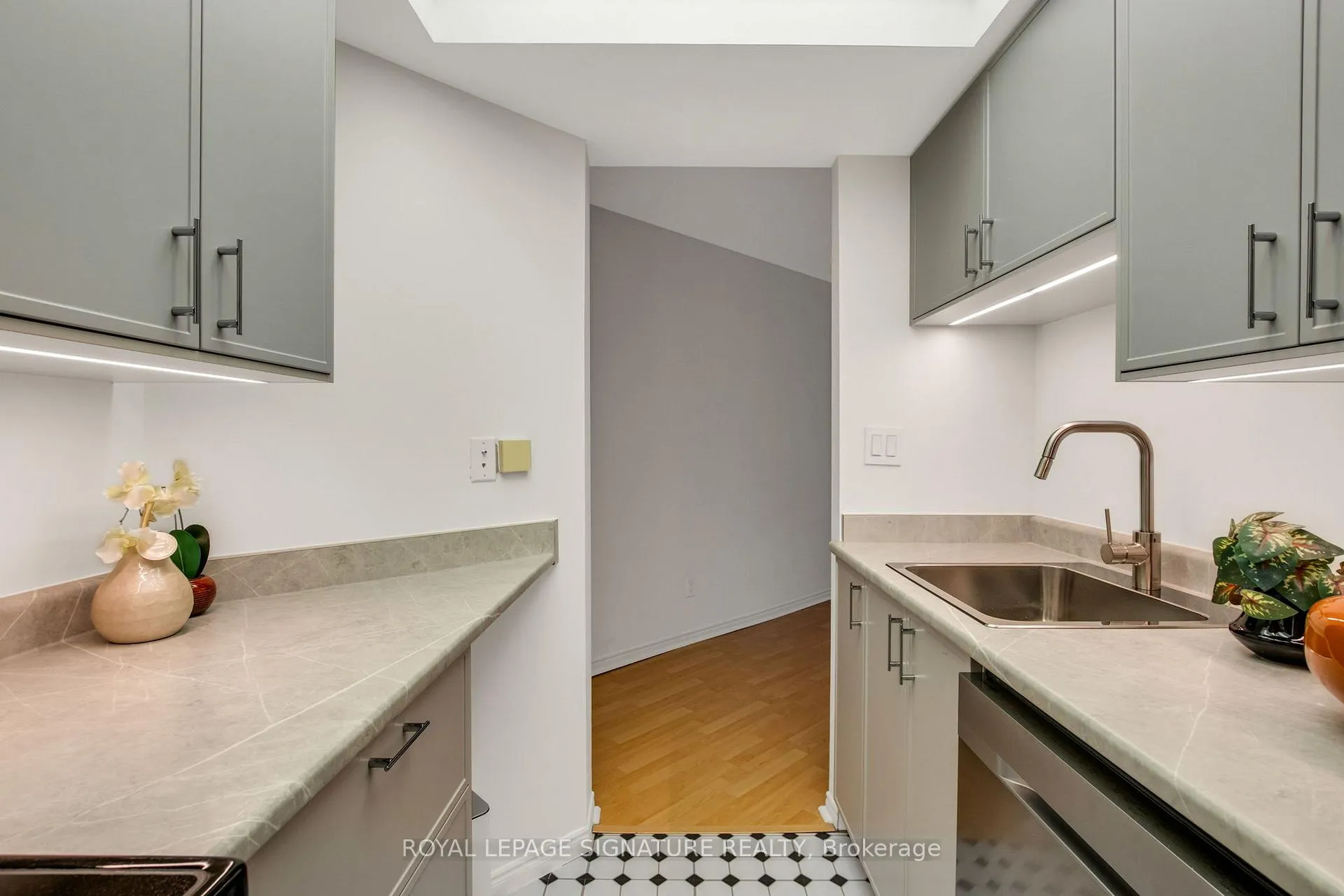 Photo 26 of Unit 525, 222 The Esplanade, Toronto, Waterfront Communities — HOMEH