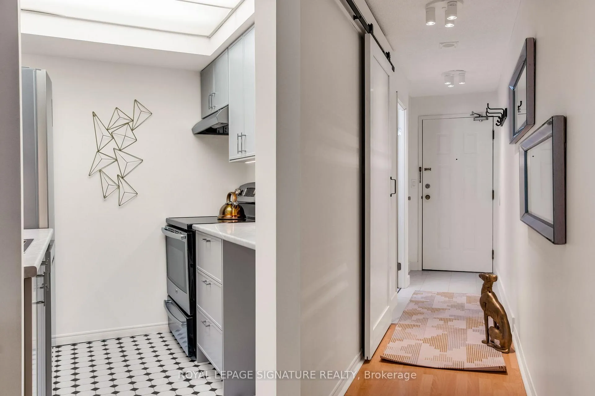 Photo 27 of Unit 525, 222 The Esplanade, Toronto, Waterfront Communities — HOMEH