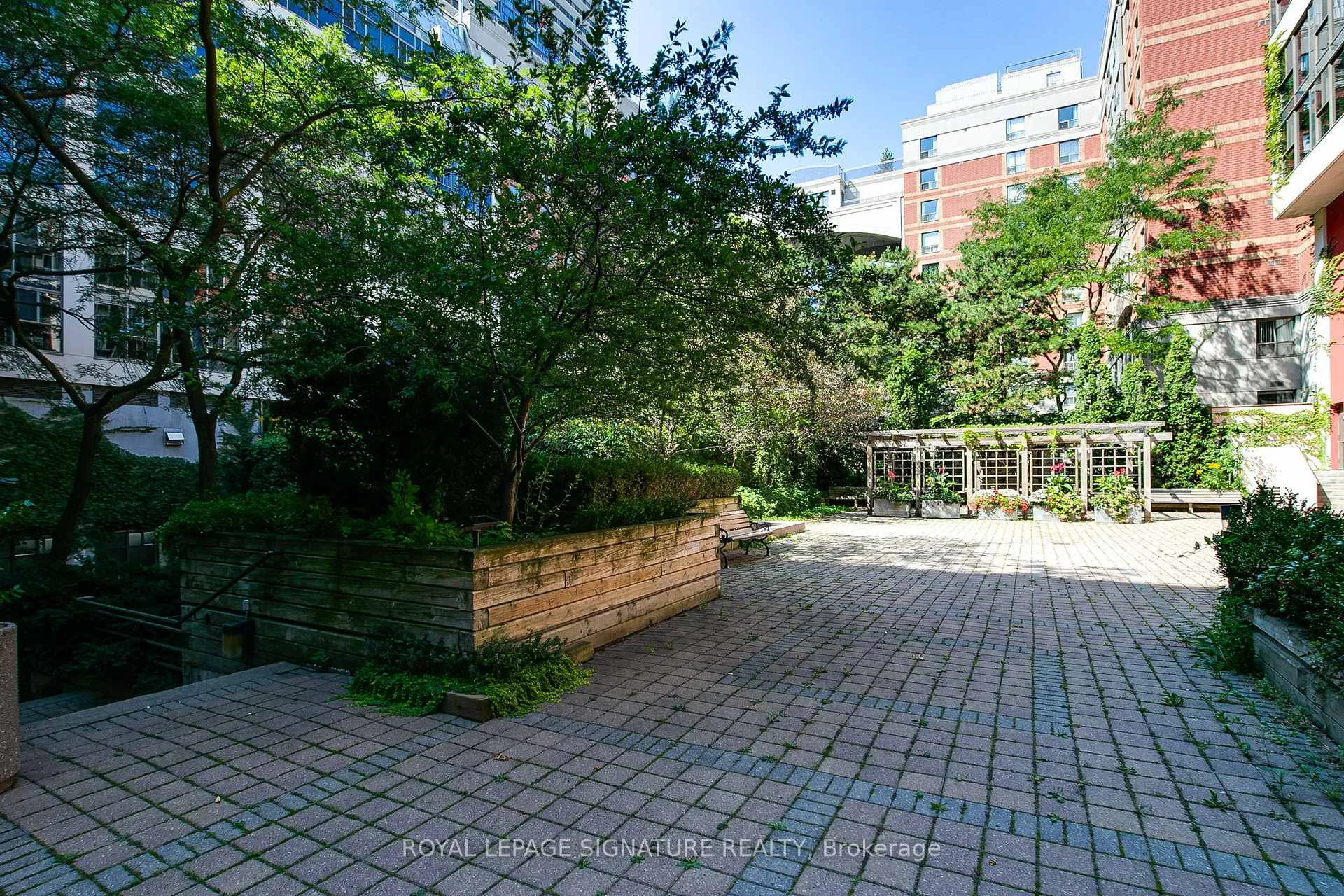 Photo 40 of Unit 525, 222 The Esplanade, Toronto, Waterfront Communities — HOMEH