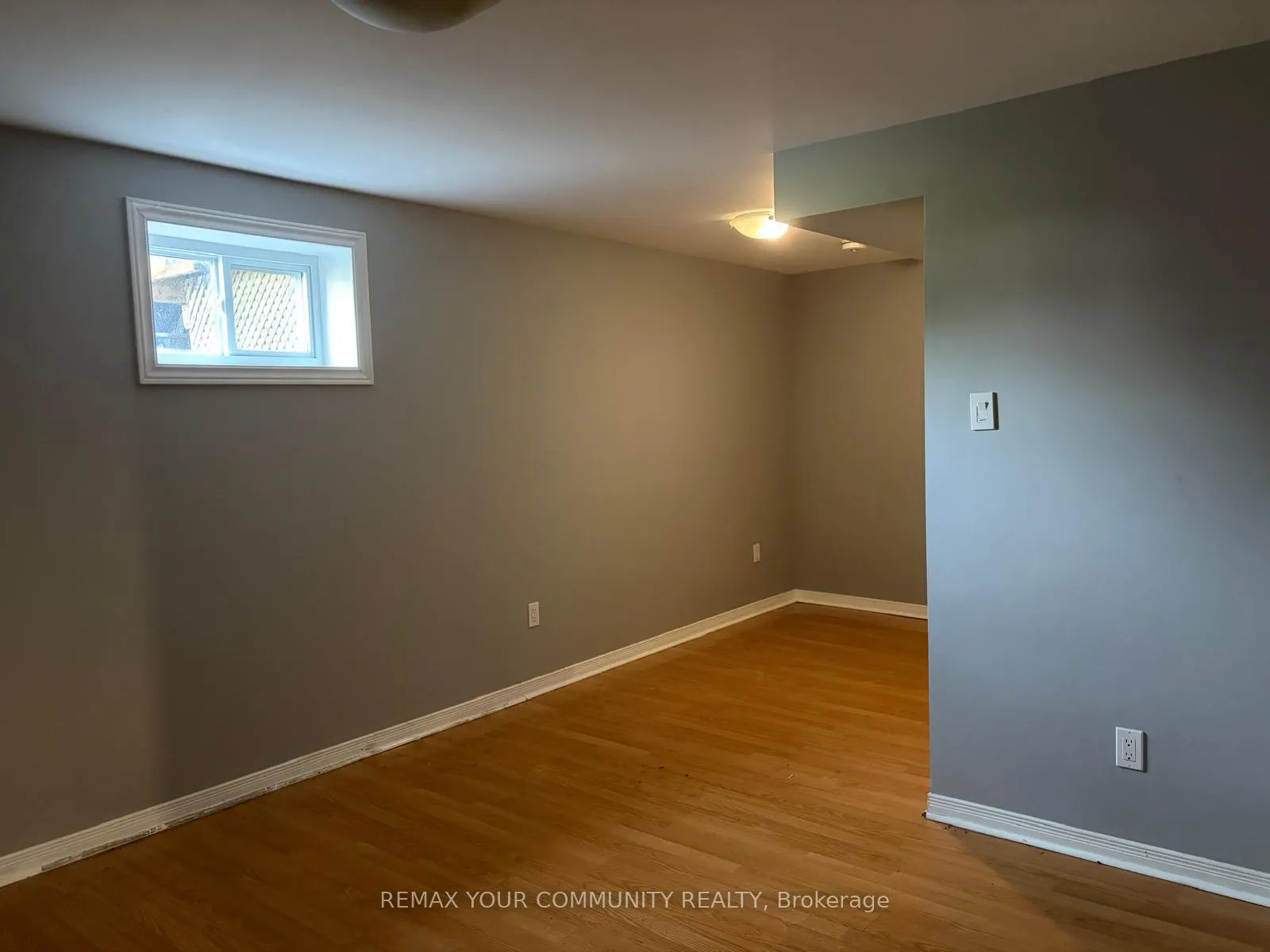 Photo 14 of Unit Bsmt, 17 Daphne Crescent, Barrie, Cundles East — HOMEH