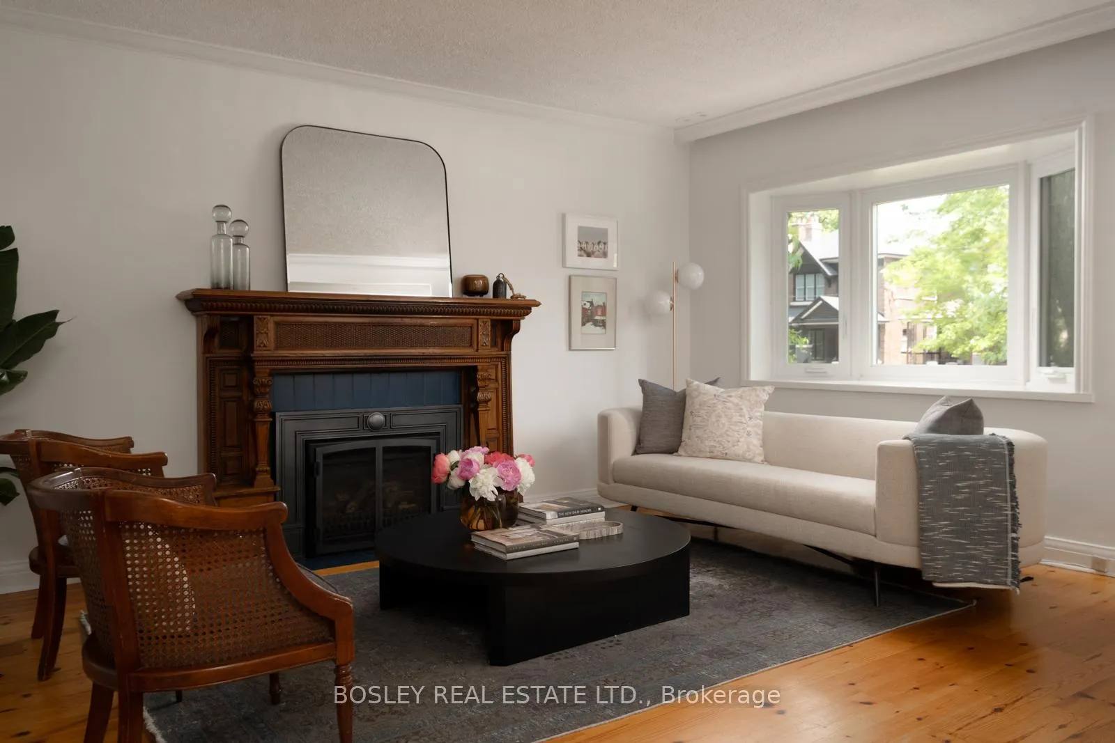 Photo 1 of 2 Roseneath Gardens, Toronto, Oakwood Village — HOMEH