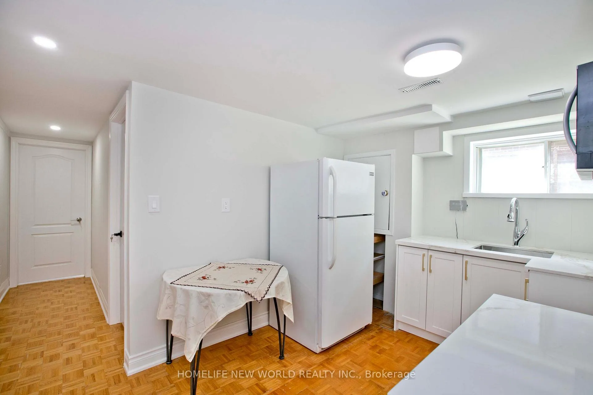 Photo 7 of Unit BSMT, 207 Fairglen Avenue, Scarborough, L'Amoreaux — HOMEH