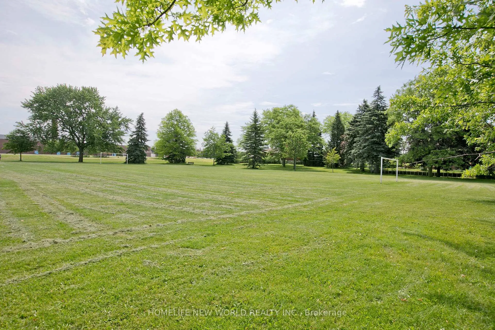Photo 14 of Unit BSMT, 207 Fairglen Avenue, Scarborough, L'Amoreaux — HOMEH