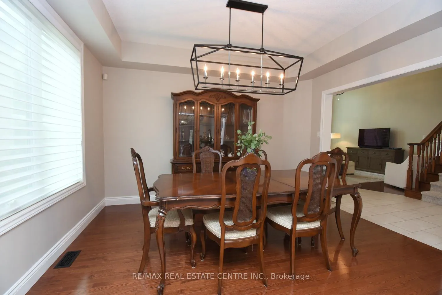 Photo 8 of 227 Valridge Drive, Hamilton, Ancaster — HOMEH