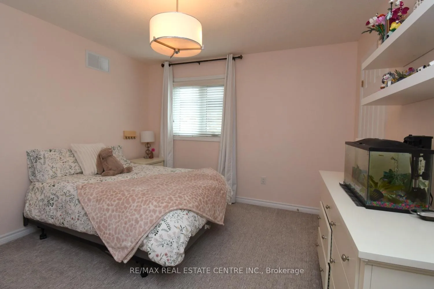 Photo 29 of 227 Valridge Drive, Hamilton, Ancaster — HOMEH