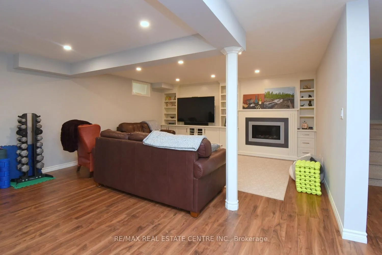 Photo 36 of 227 Valridge Drive, Hamilton, Ancaster — HOMEH