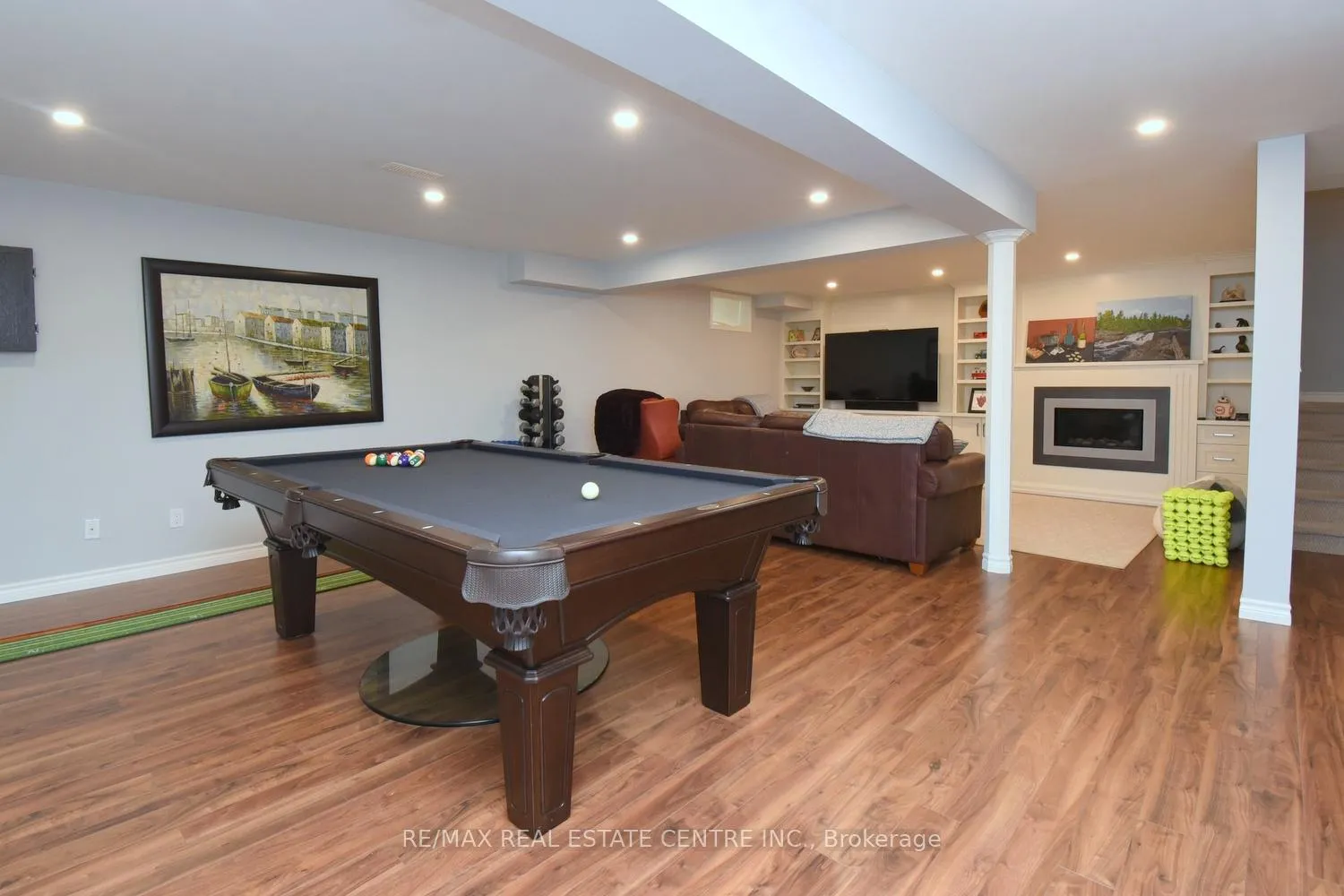 Photo 37 of 227 Valridge Drive, Hamilton, Ancaster — HOMEH