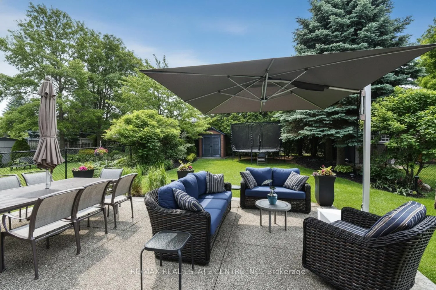 Photo 45 of 227 Valridge Drive, Hamilton, Ancaster — HOMEH