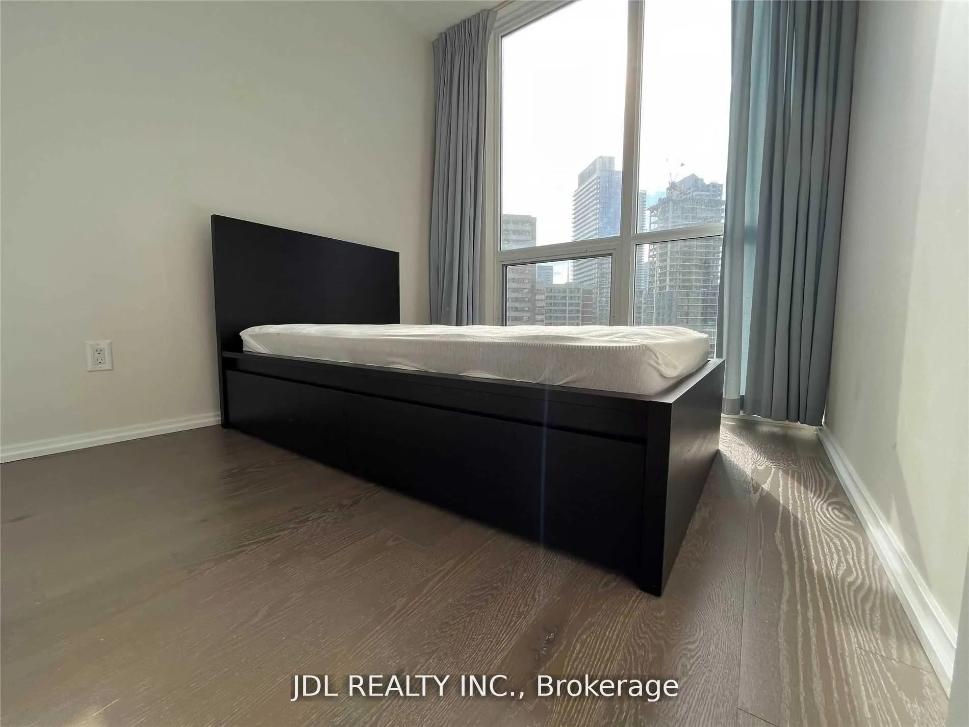 Photo 5 of Unit 1702, 45 Charles Street E, Toronto, Church-Yonge Corridor — HOMEH