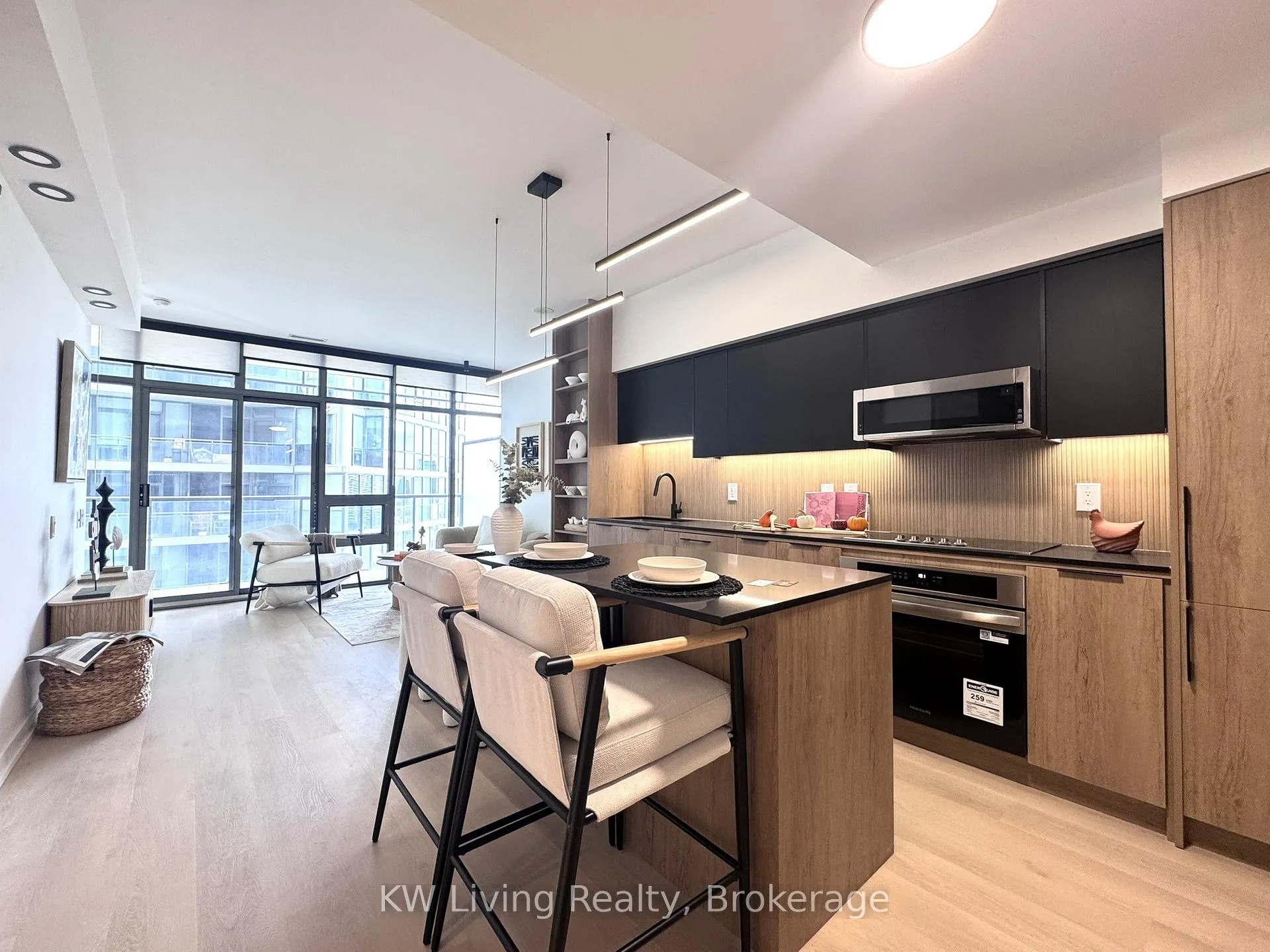 Photo 2 of Unit 2301, 33 Charles Street E, Toronto, Church-Yonge Corridor — HOMEH