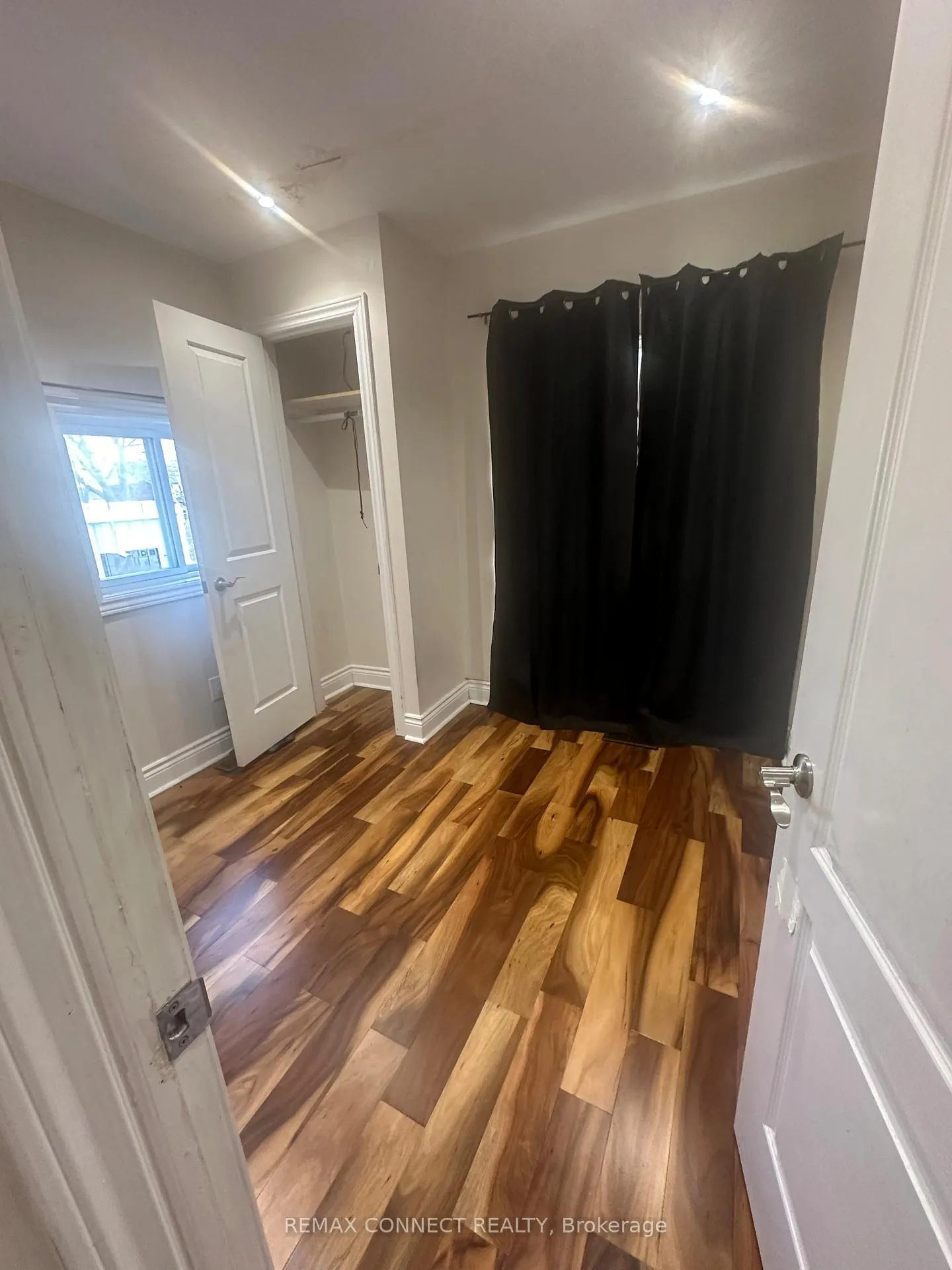 Photo 25 of 57 Fernhill Boulevard, Oshawa, McLaughlin — HOMEH