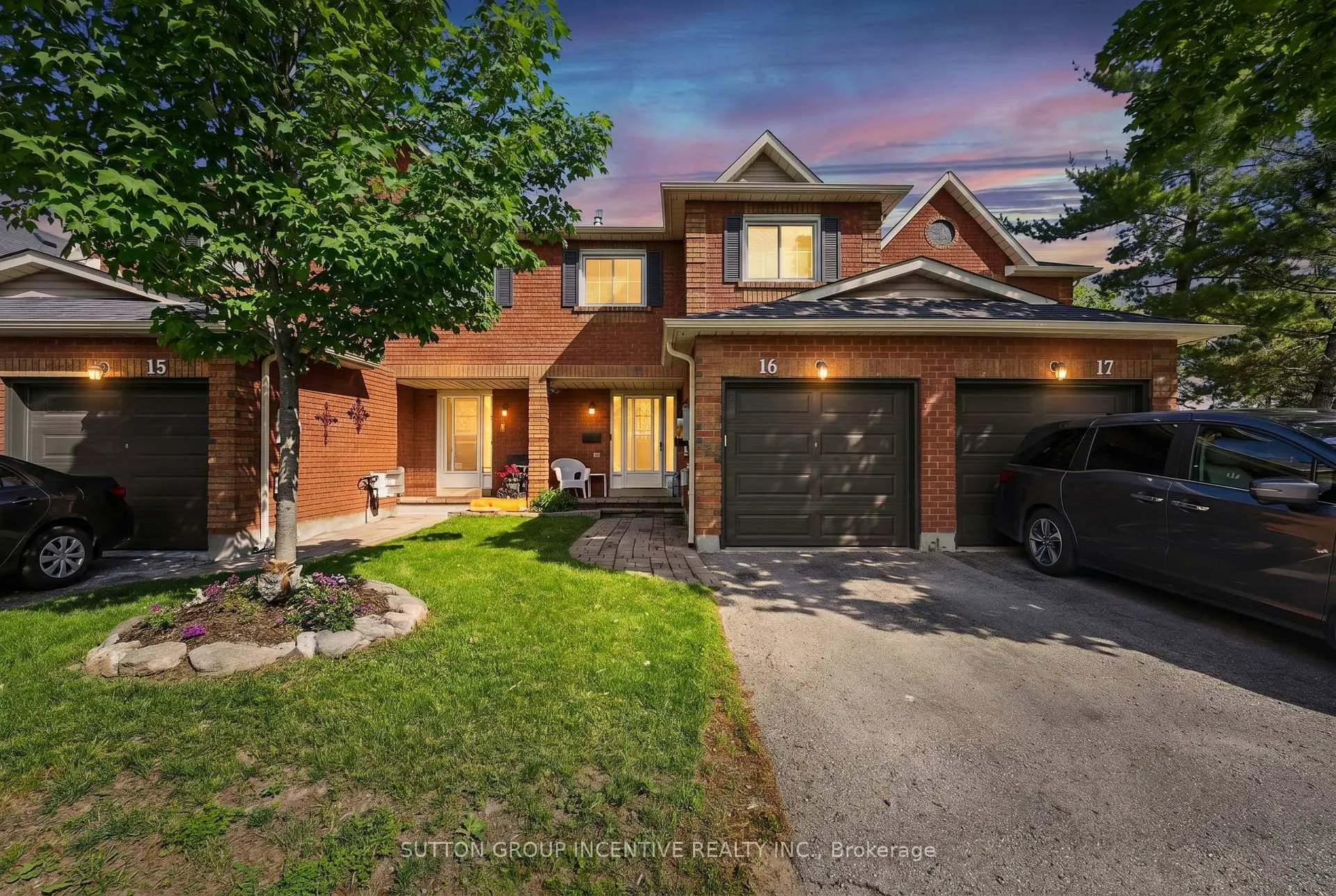 Photo 1 of Unit 16, 165 Kozlov Street, Barrie, West Bayfield — HOMEH