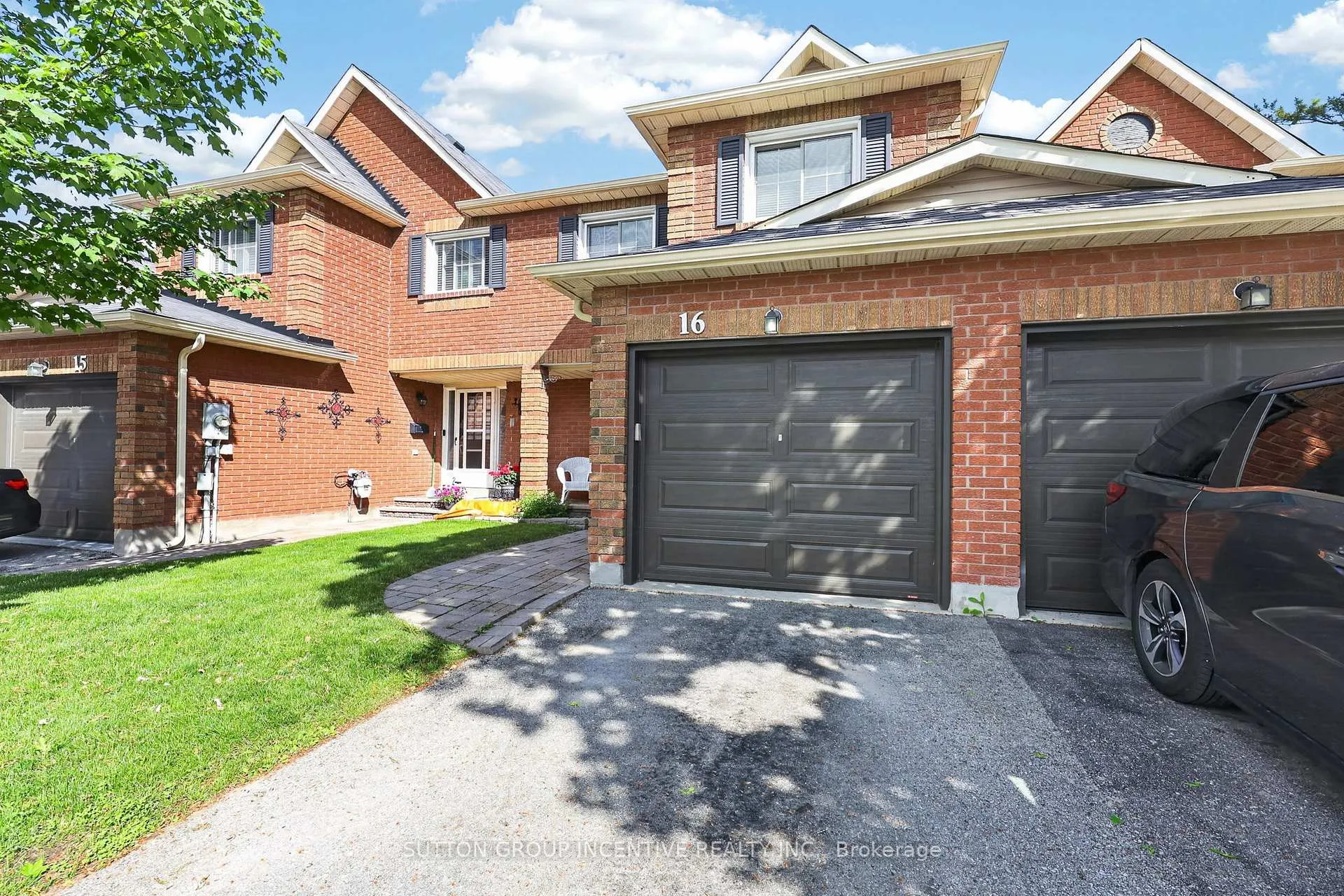 Photo 4 of Unit 16, 165 Kozlov Street, Barrie, West Bayfield — HOMEH