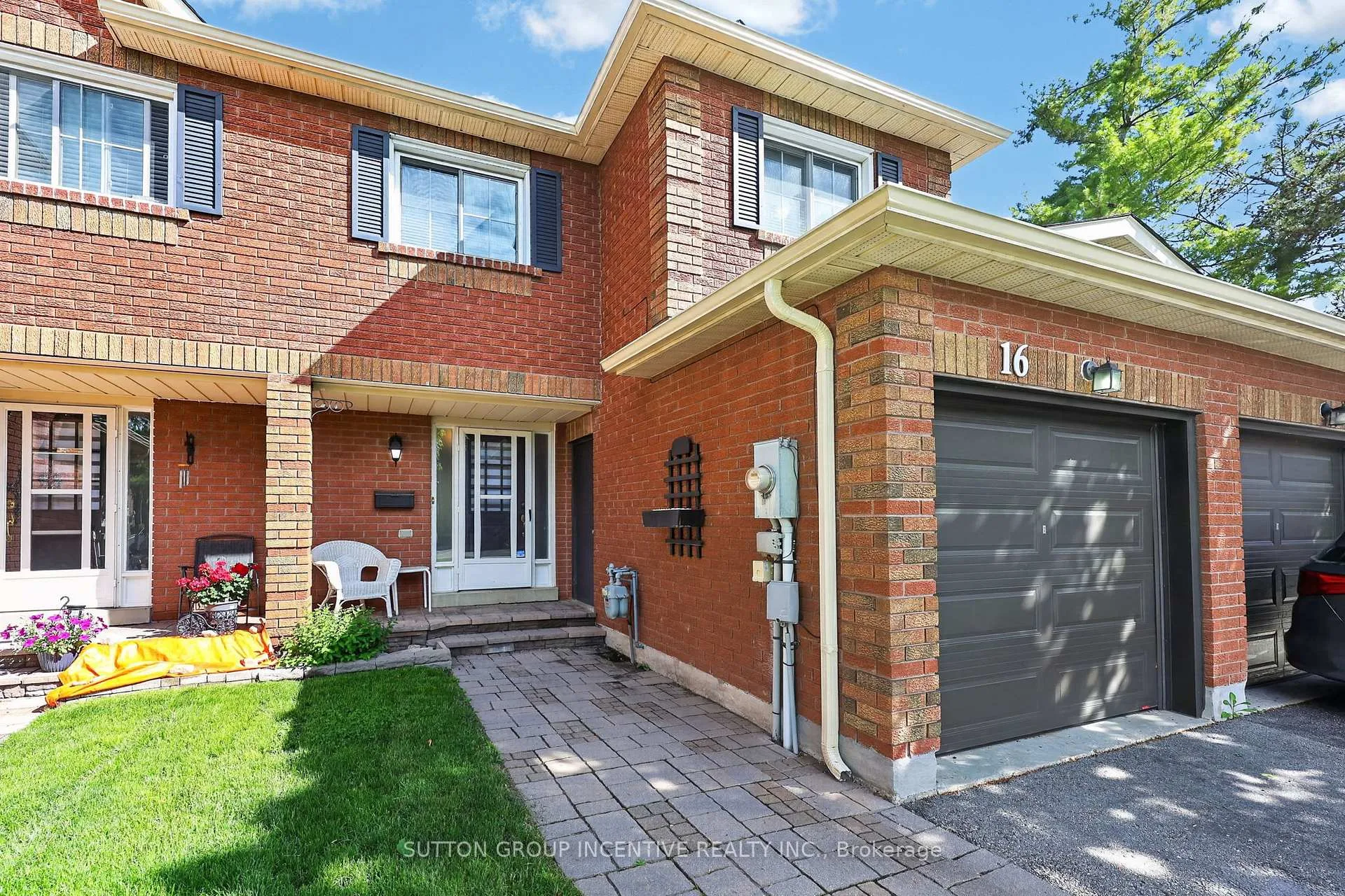 Photo 5 of Unit 16, 165 Kozlov Street, Barrie, West Bayfield — HOMEH