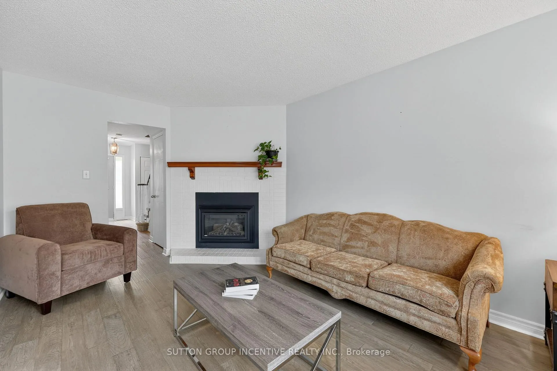 Photo 13 of Unit 16, 165 Kozlov Street, Barrie, West Bayfield — HOMEH