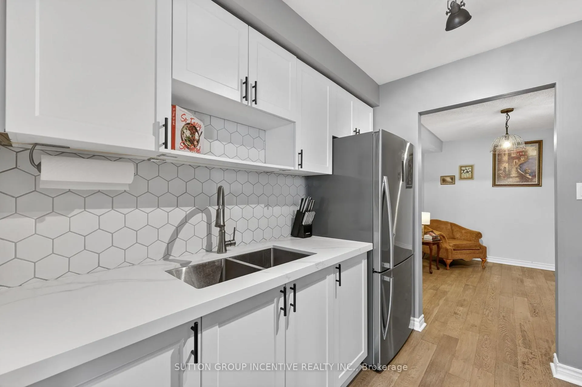 Photo 26 of Unit 16, 165 Kozlov Street, Barrie, West Bayfield — HOMEH