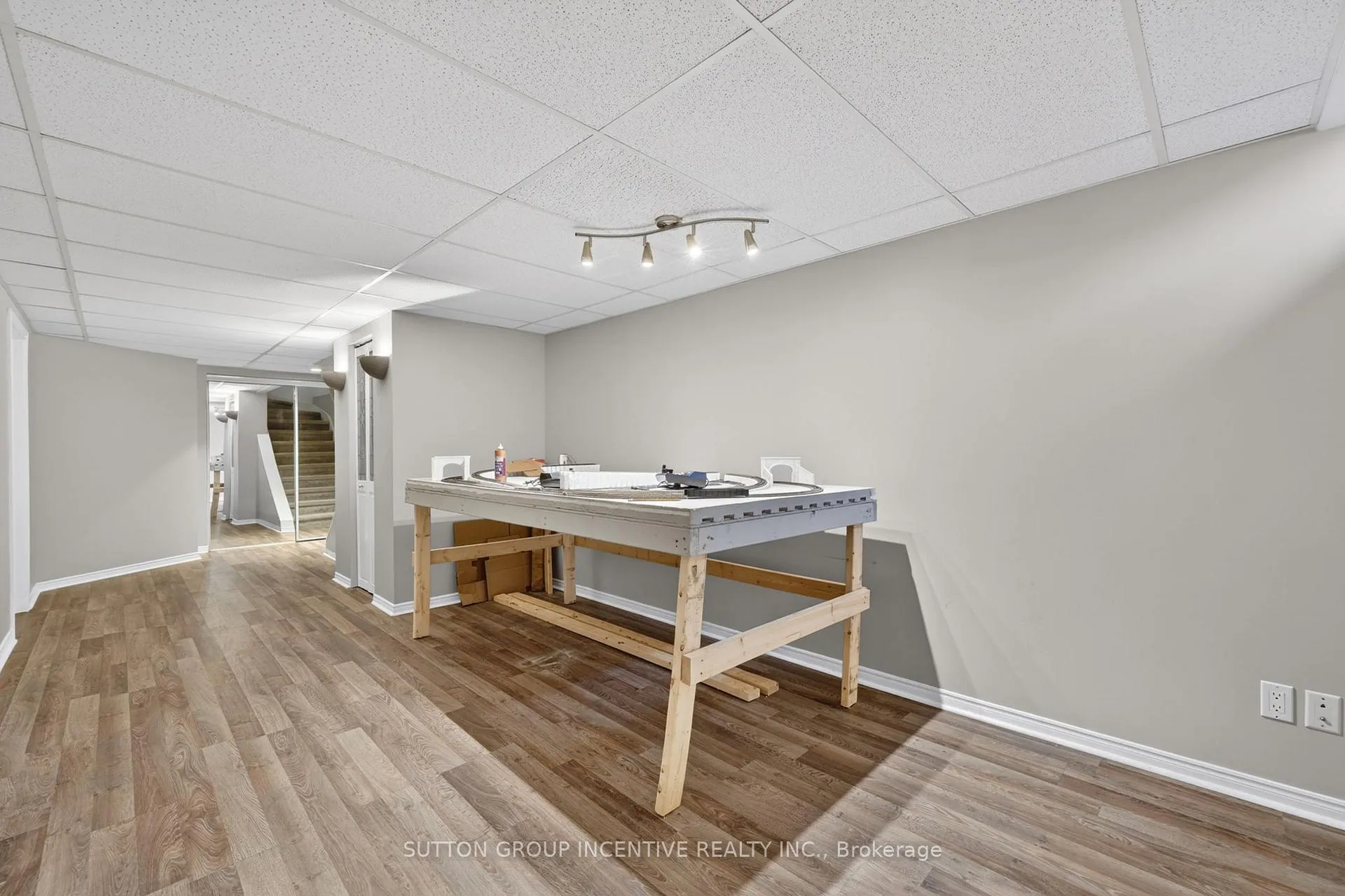 Photo 44 of Unit 16, 165 Kozlov Street, Barrie, West Bayfield — HOMEH