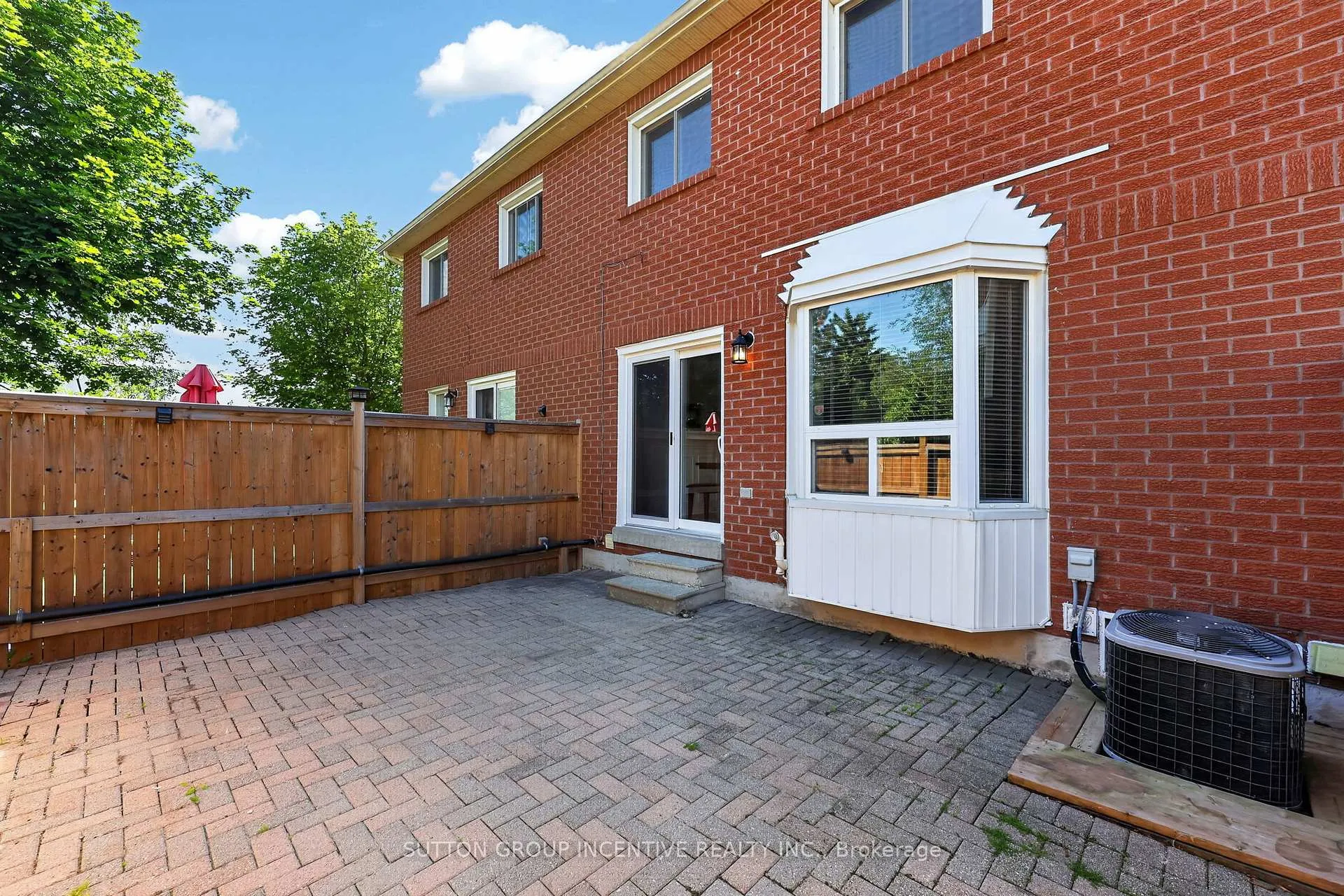 Photo 49 of Unit 16, 165 Kozlov Street, Barrie, West Bayfield — HOMEH
