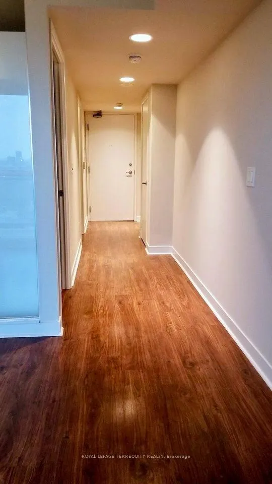 Photo 5 of Unit 1708, 155 Legion Road N, Etobicoke, Mimico — HOMEH