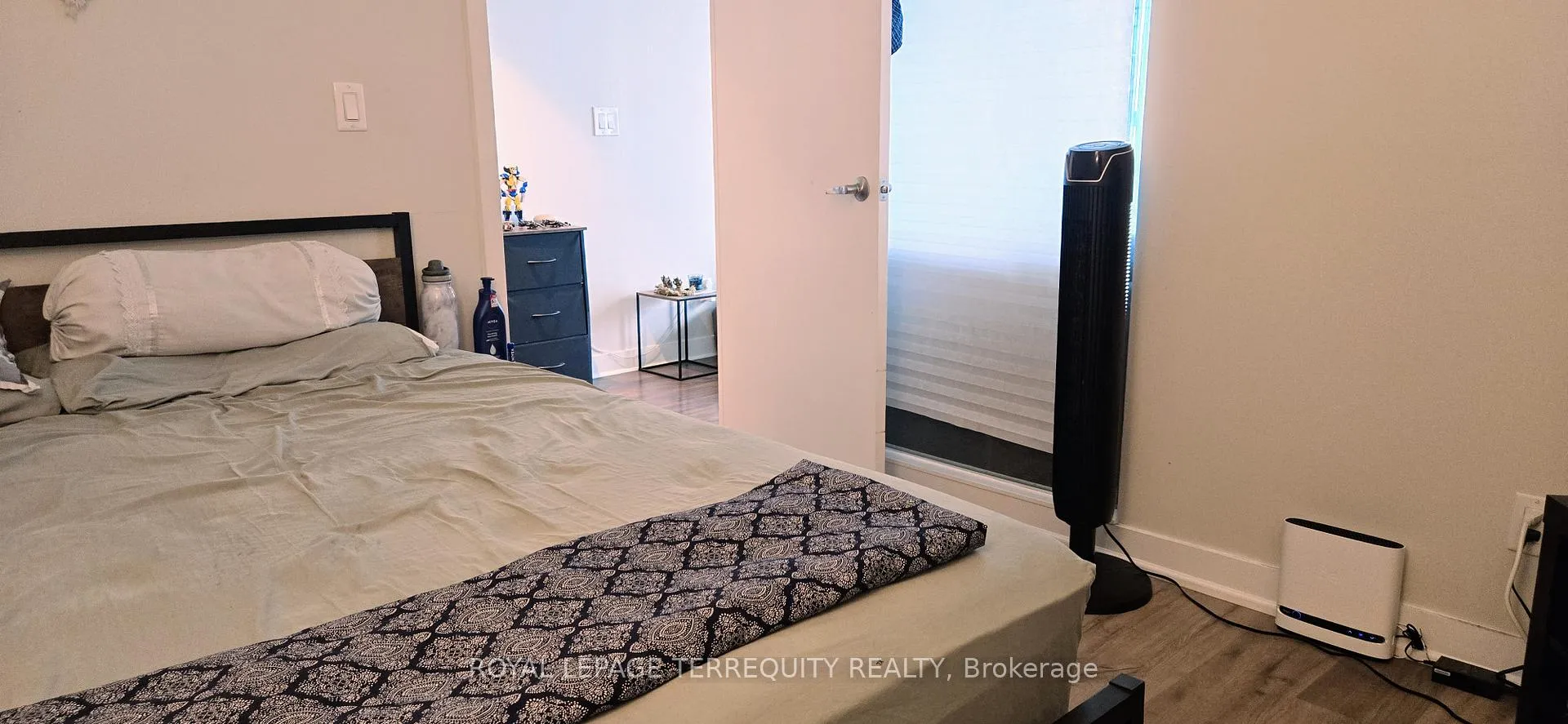Photo 10 of Unit 1708, 155 Legion Road N, Etobicoke, Mimico — HOMEH