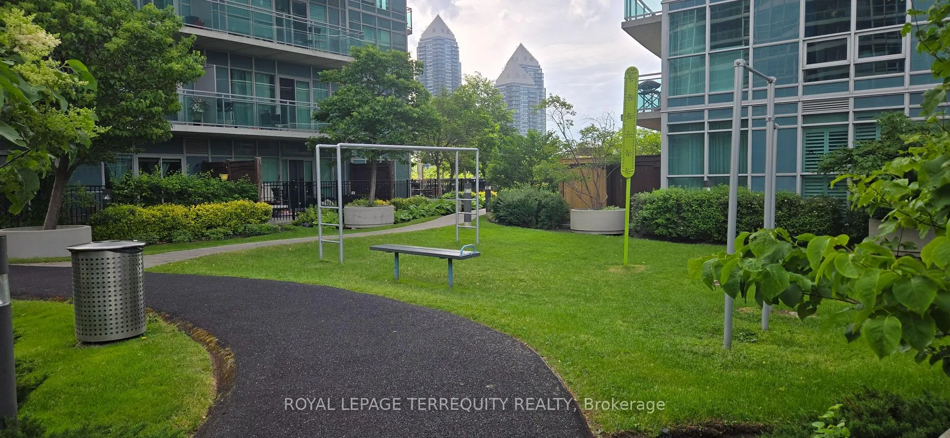 Photo 20 of Unit 1708, 155 Legion Road N, Etobicoke, Mimico — HOMEH