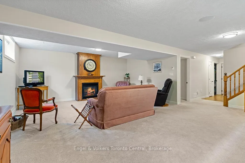 Photo 25 of 1877 8th Avenue W, Owen Sound — HOMEH