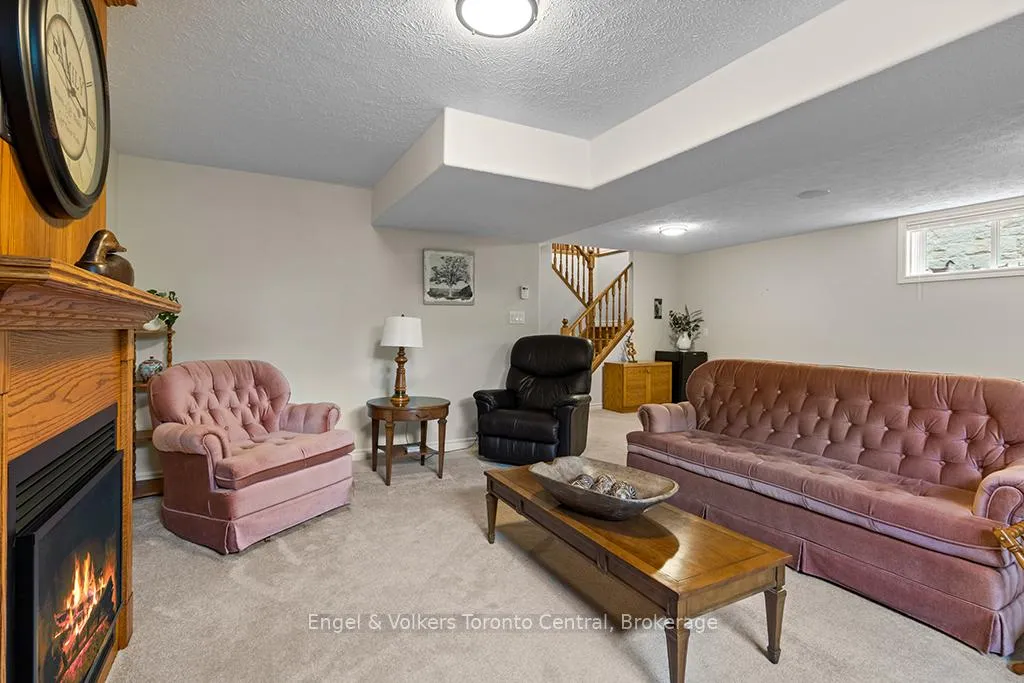 Photo 26 of 1877 8th Avenue W, Owen Sound — HOMEH
