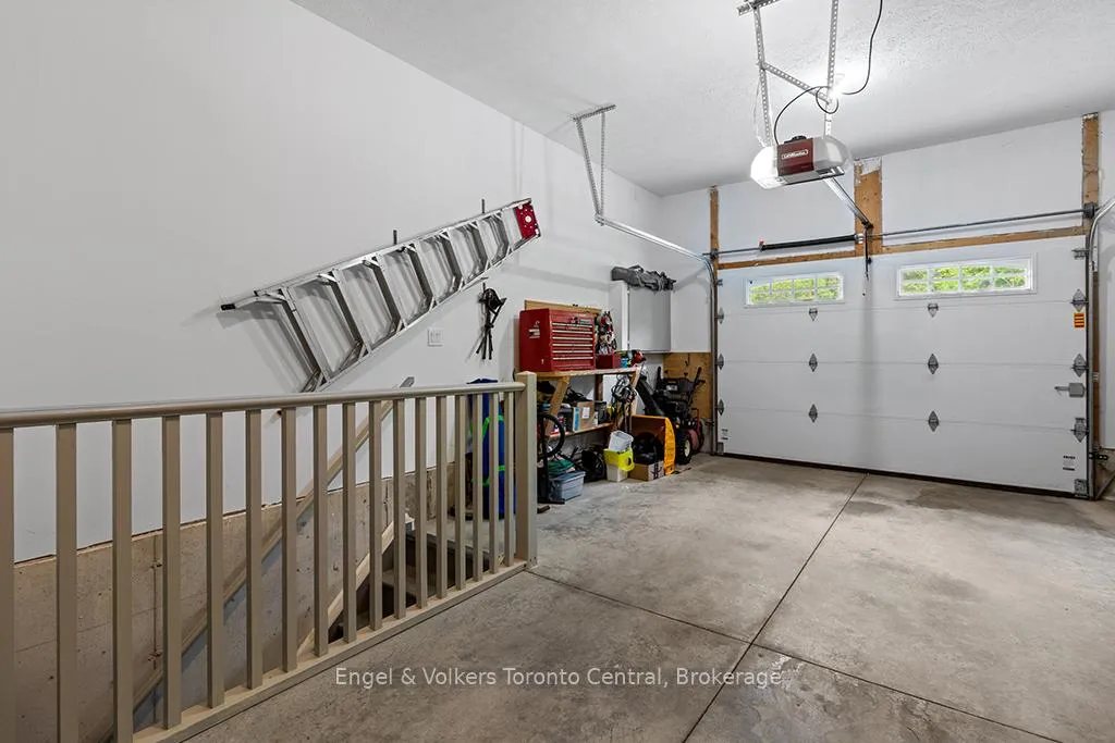 Photo 31 of 1877 8th Avenue W, Owen Sound — HOMEH