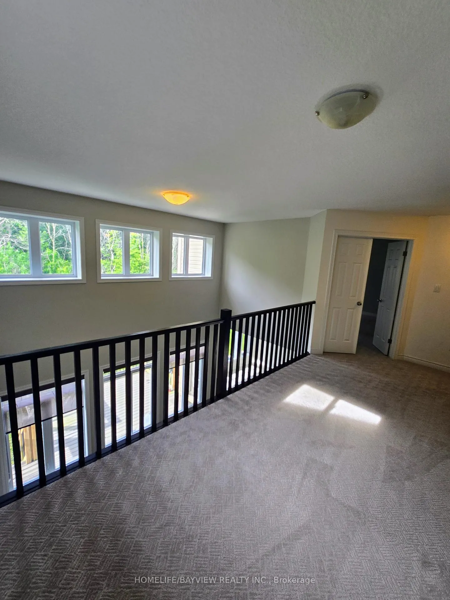 Photo 24 of 65 Westra Drive, Guelph, Willow West/Sugarbush/West Acres — HOMEH