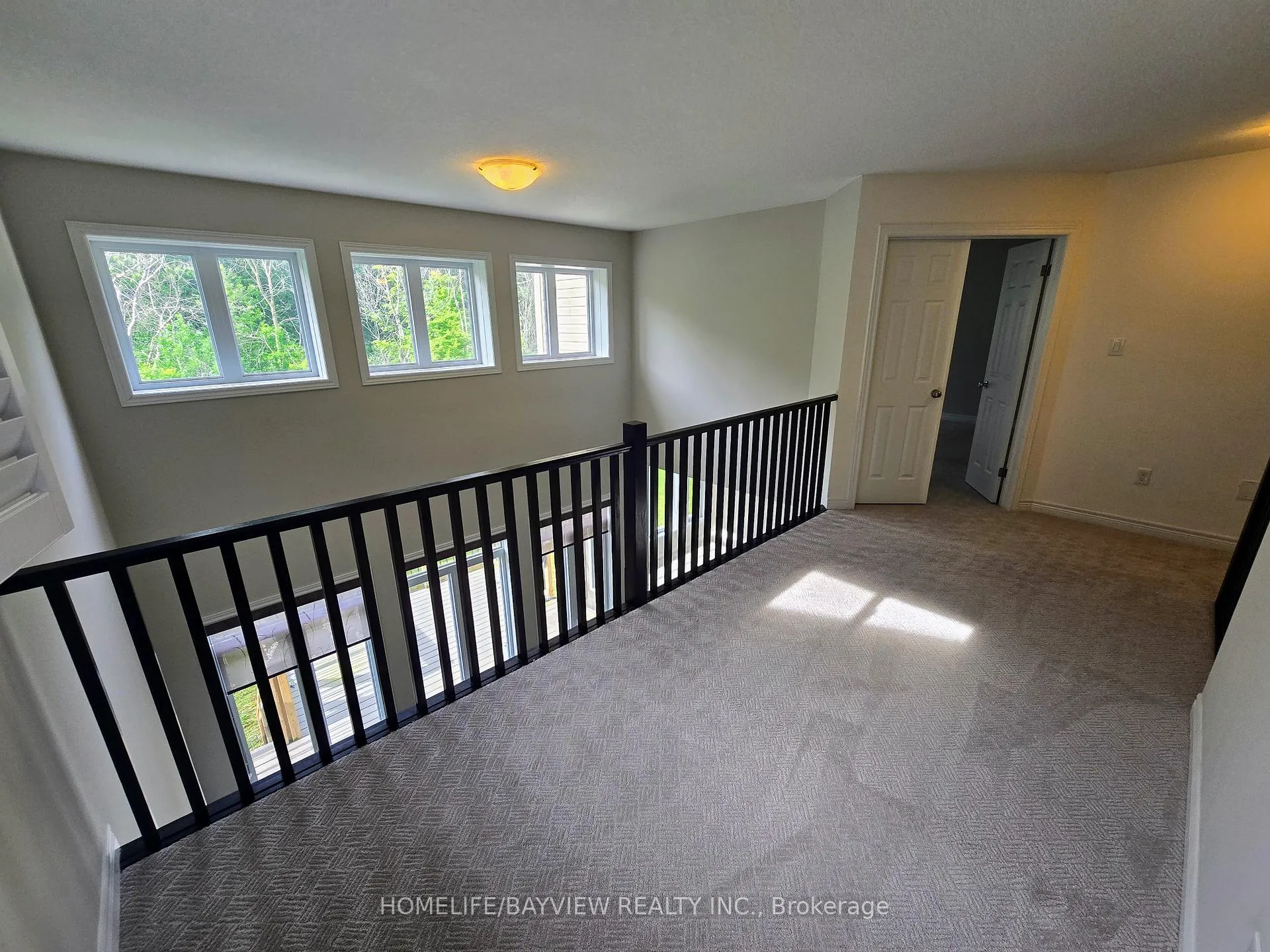 Photo 25 of 65 Westra Drive, Guelph, Willow West/Sugarbush/West Acres — HOMEH