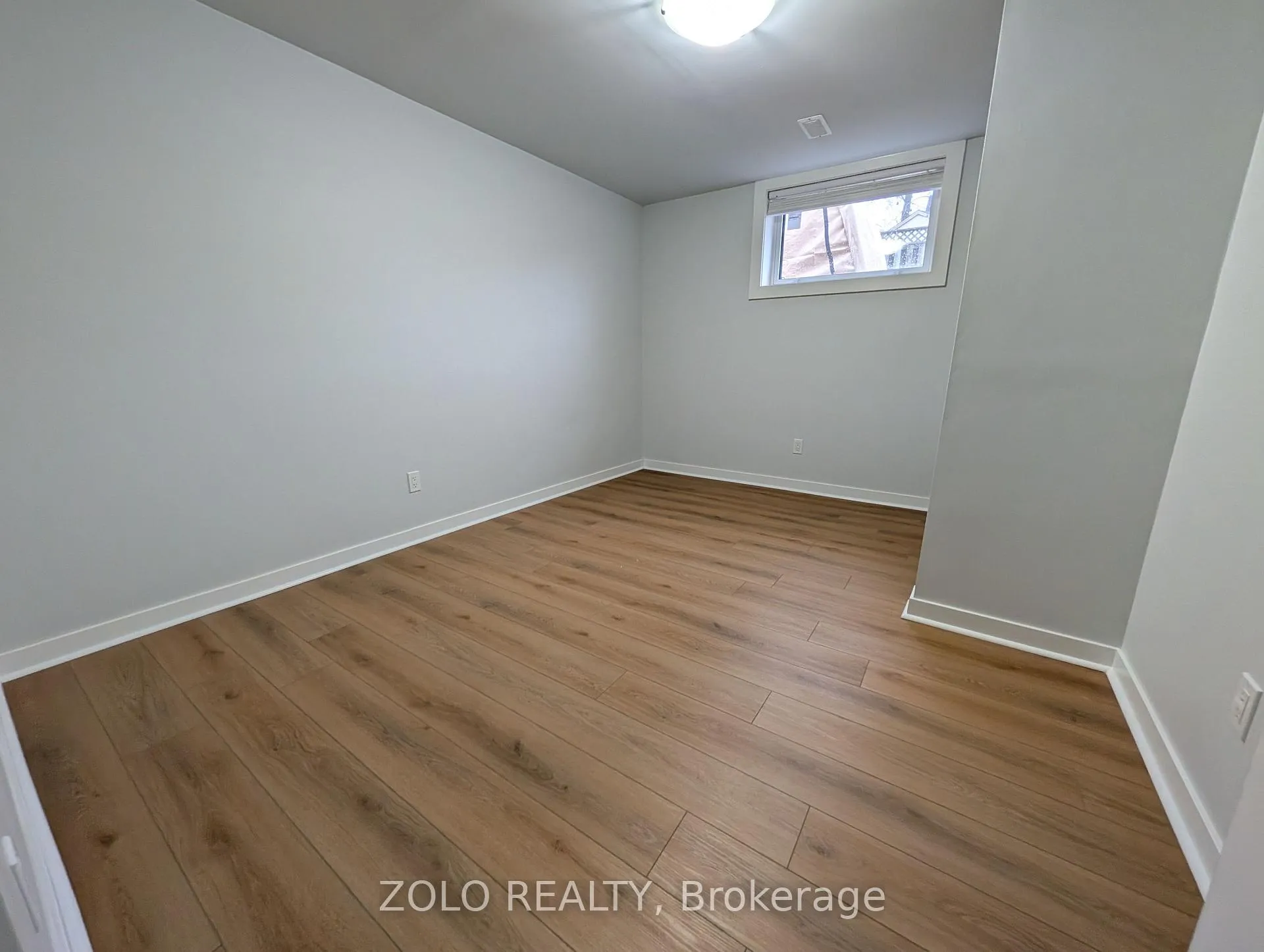 Photo 7 of Unit LOWER, 31 Buchanan Street, Barrie, Grove East — HOMEH